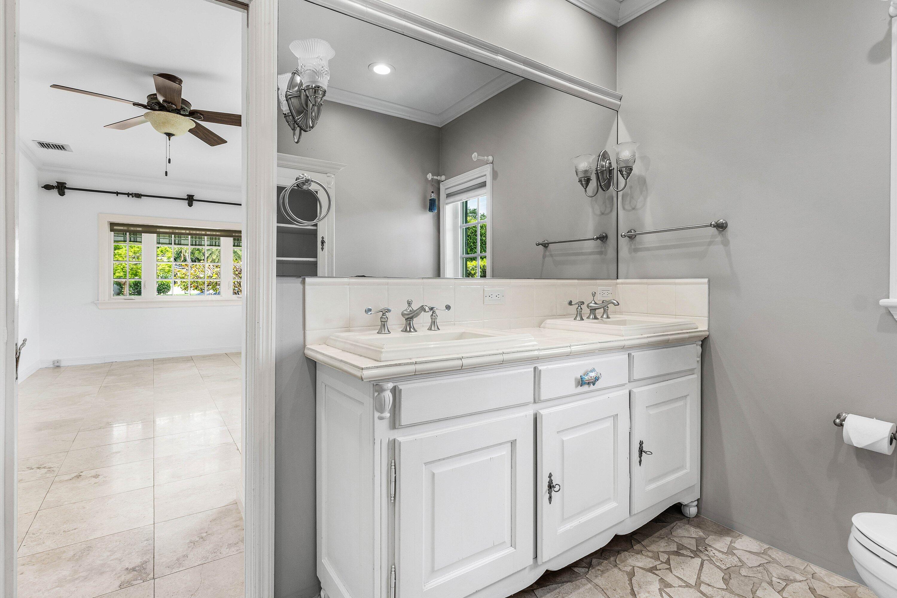 LAKE IDA GARDENS AMD PL - Residential Lease