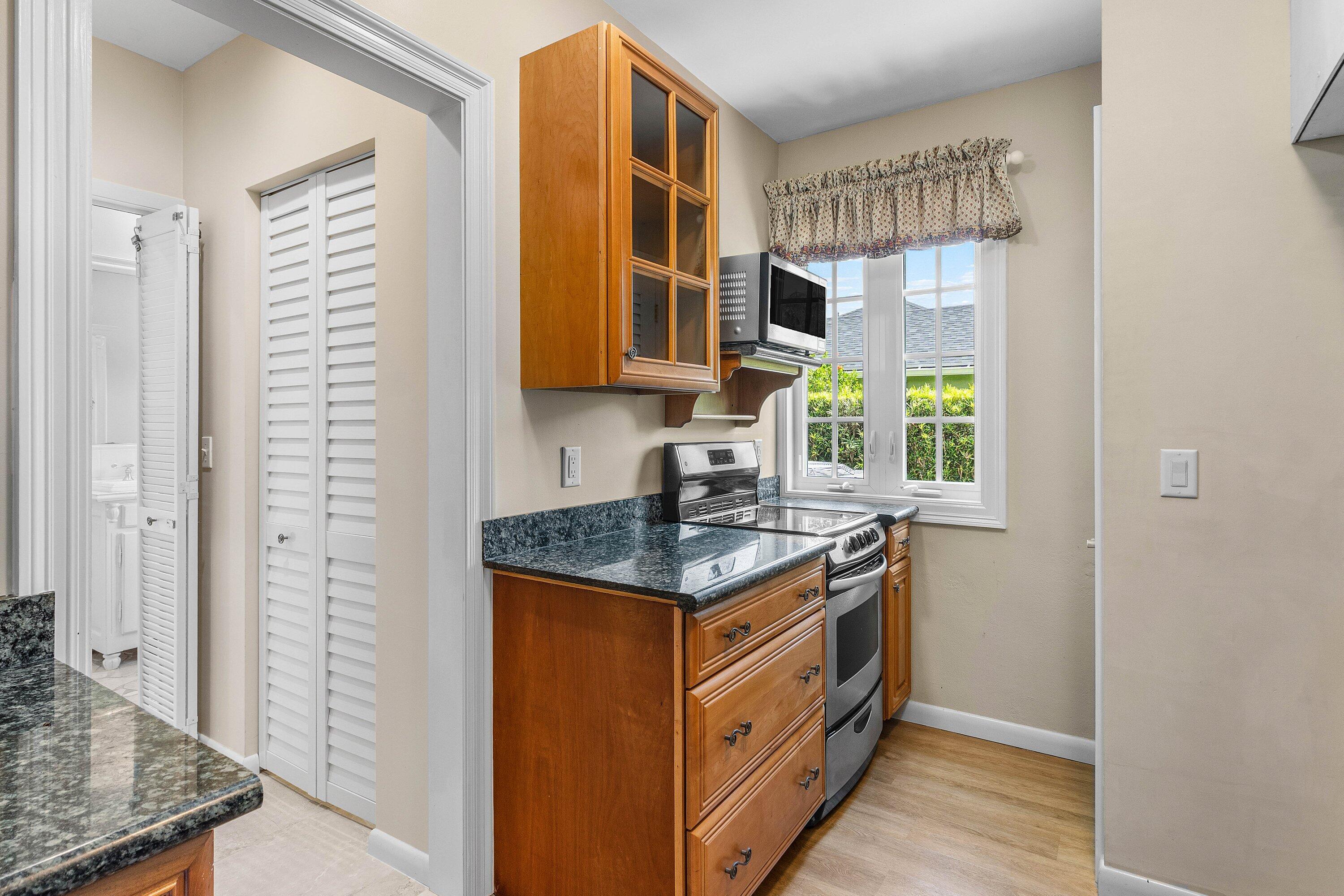 LAKE IDA GARDENS AMD PL - Residential Lease