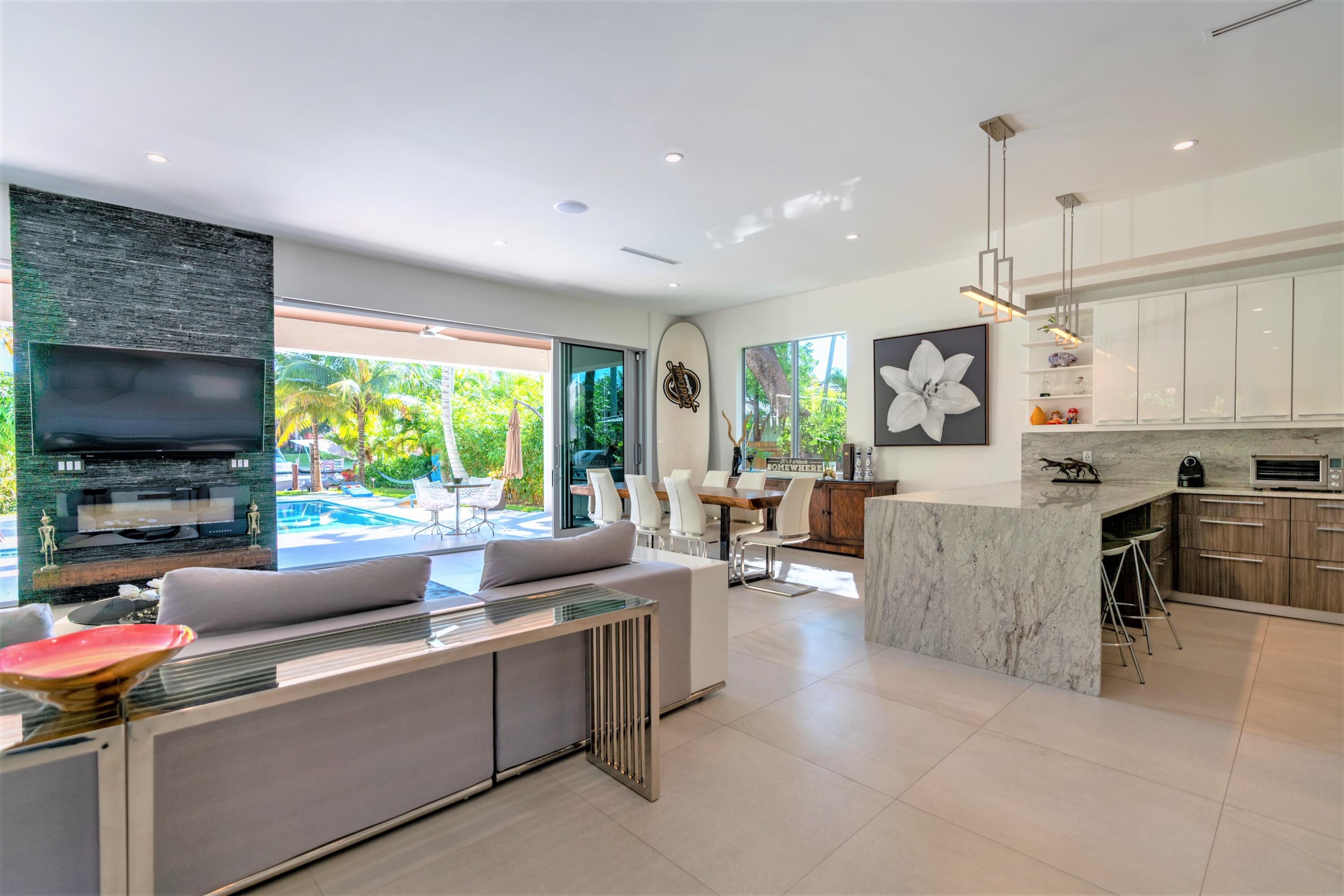 RIVERSIDE ADD AMEN PLAT - Residential