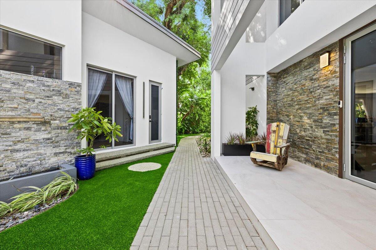 RIVERSIDE ADD AMEN PLAT - Residential