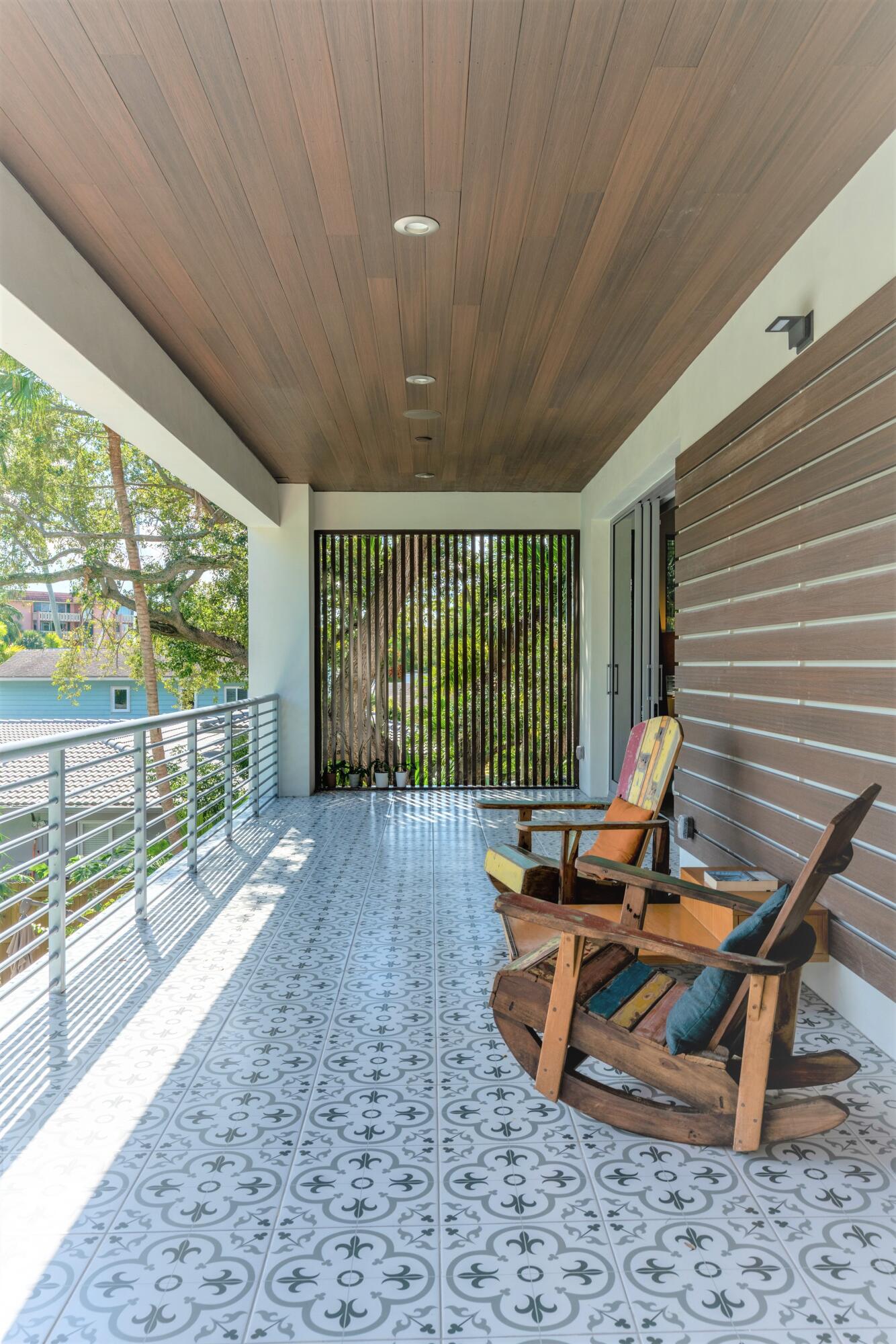 RIVERSIDE ADD AMEN PLAT - Residential