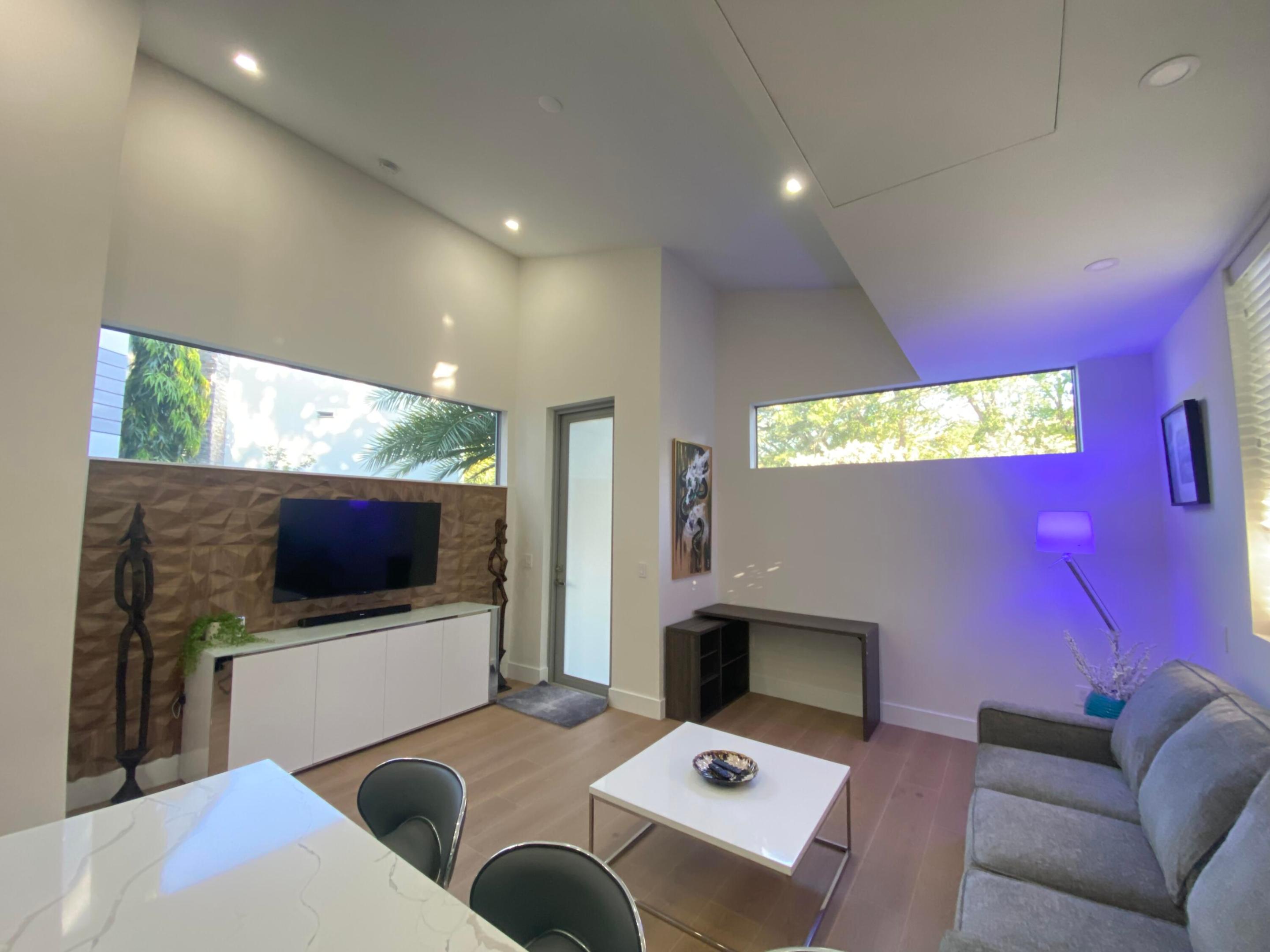 RIVERSIDE ADD AMEN PLAT - Residential