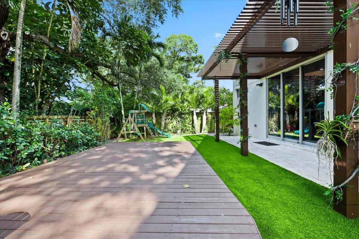RIVERSIDE ADD AMEN PLAT - Residential