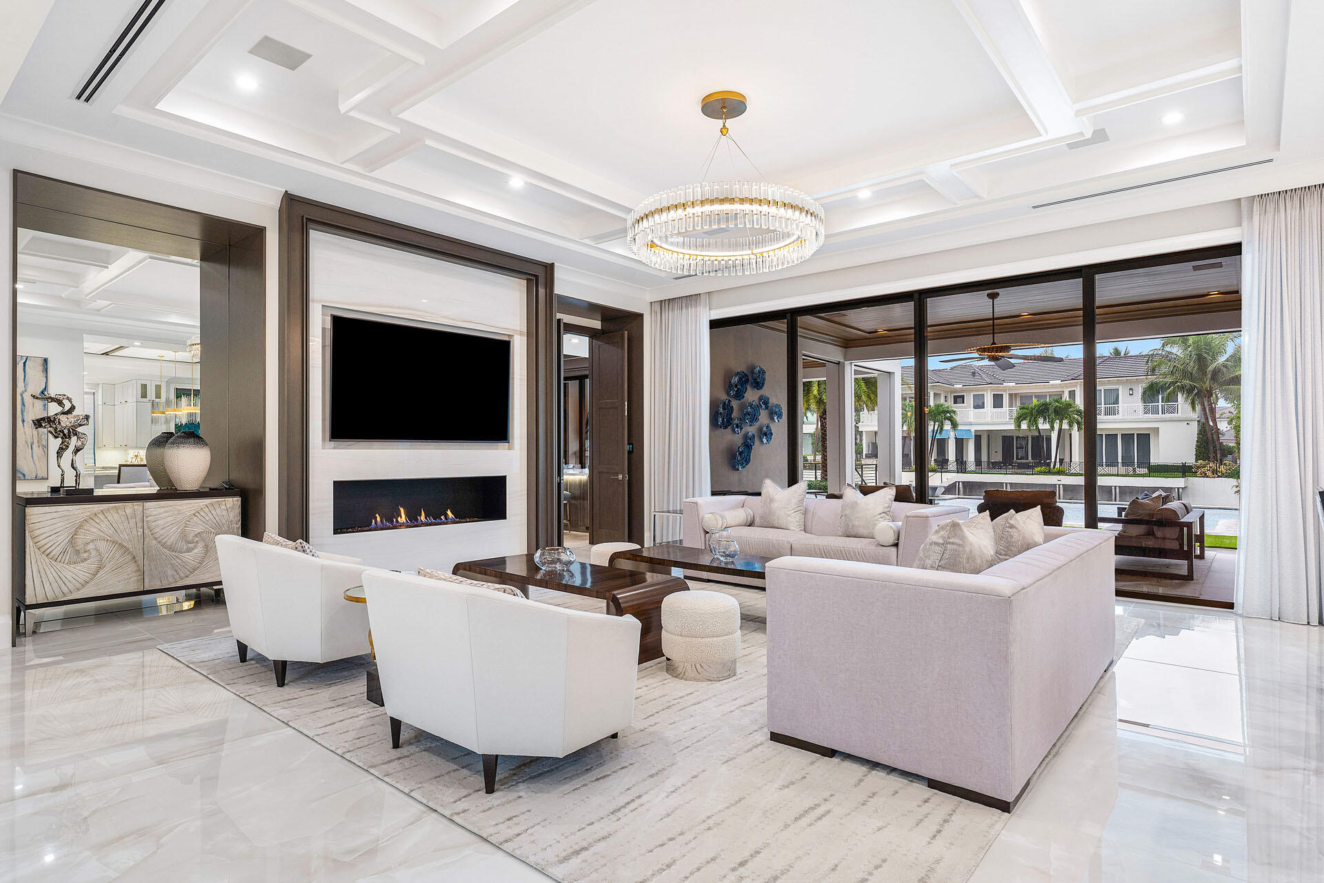 ROYAL PALM YACHT & COUNTRY CLUB - Residential