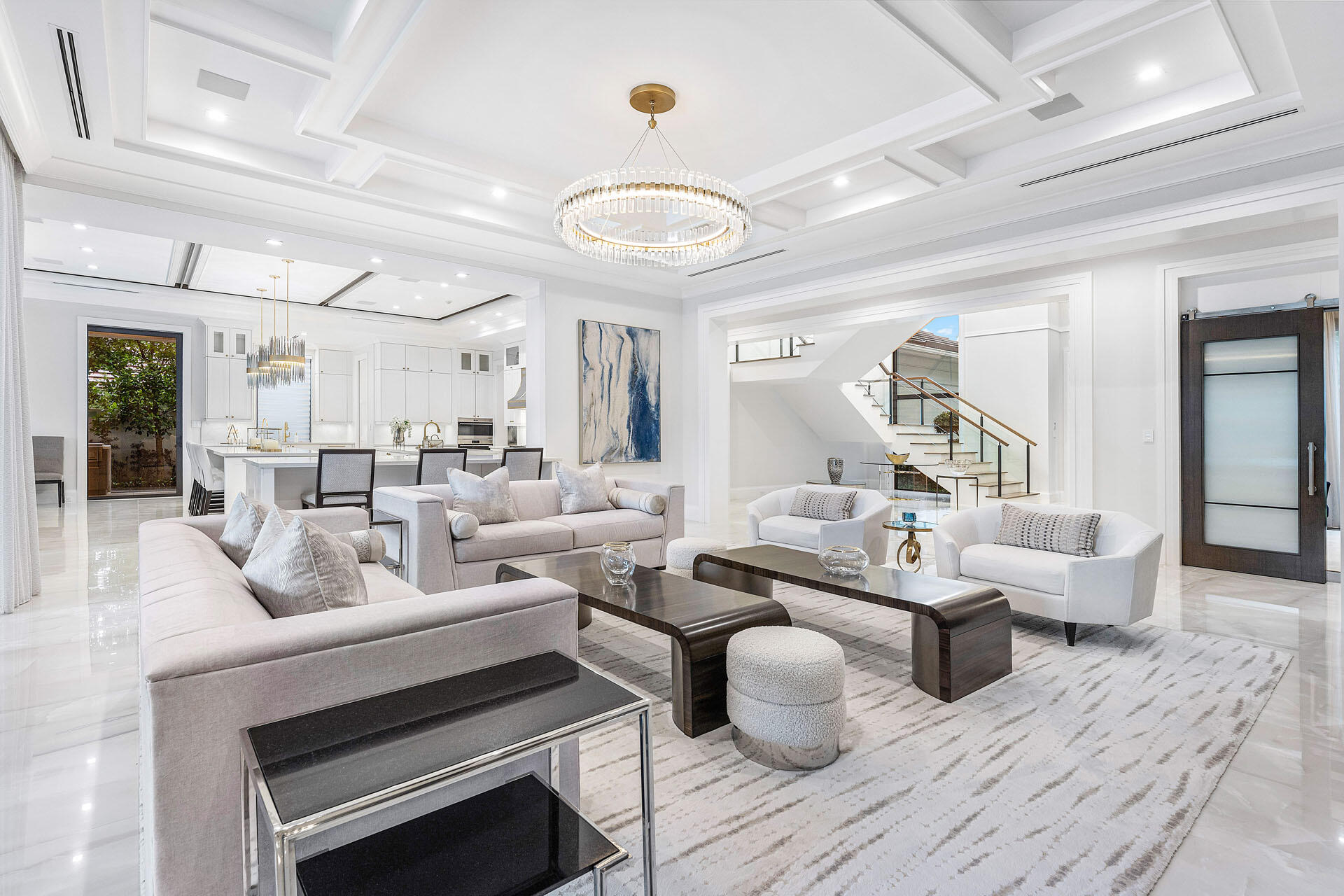 ROYAL PALM YACHT & COUNTRY CLUB - Residential