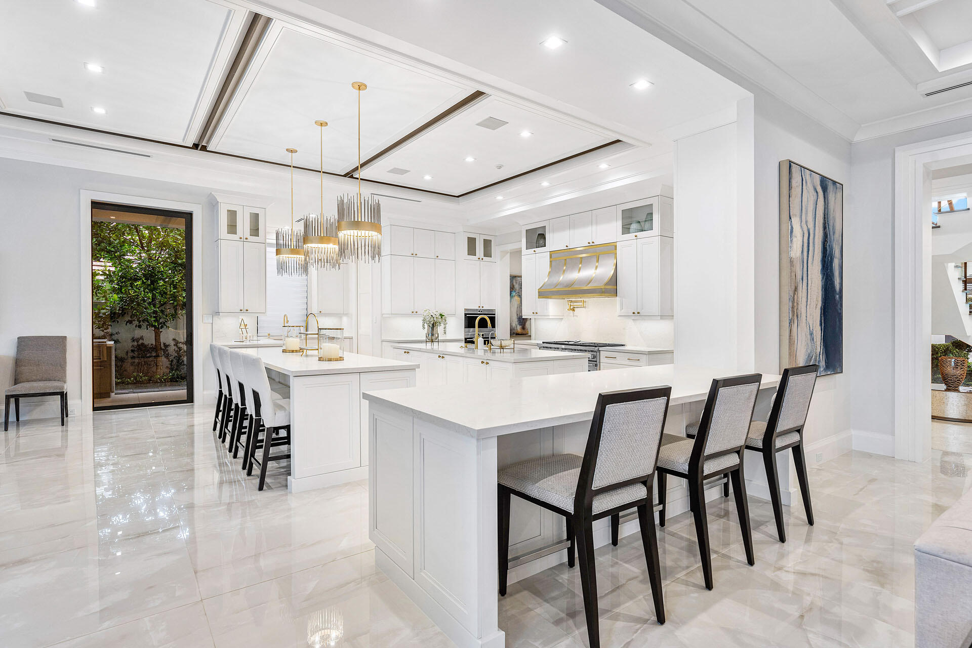 ROYAL PALM YACHT & COUNTRY CLUB - Residential