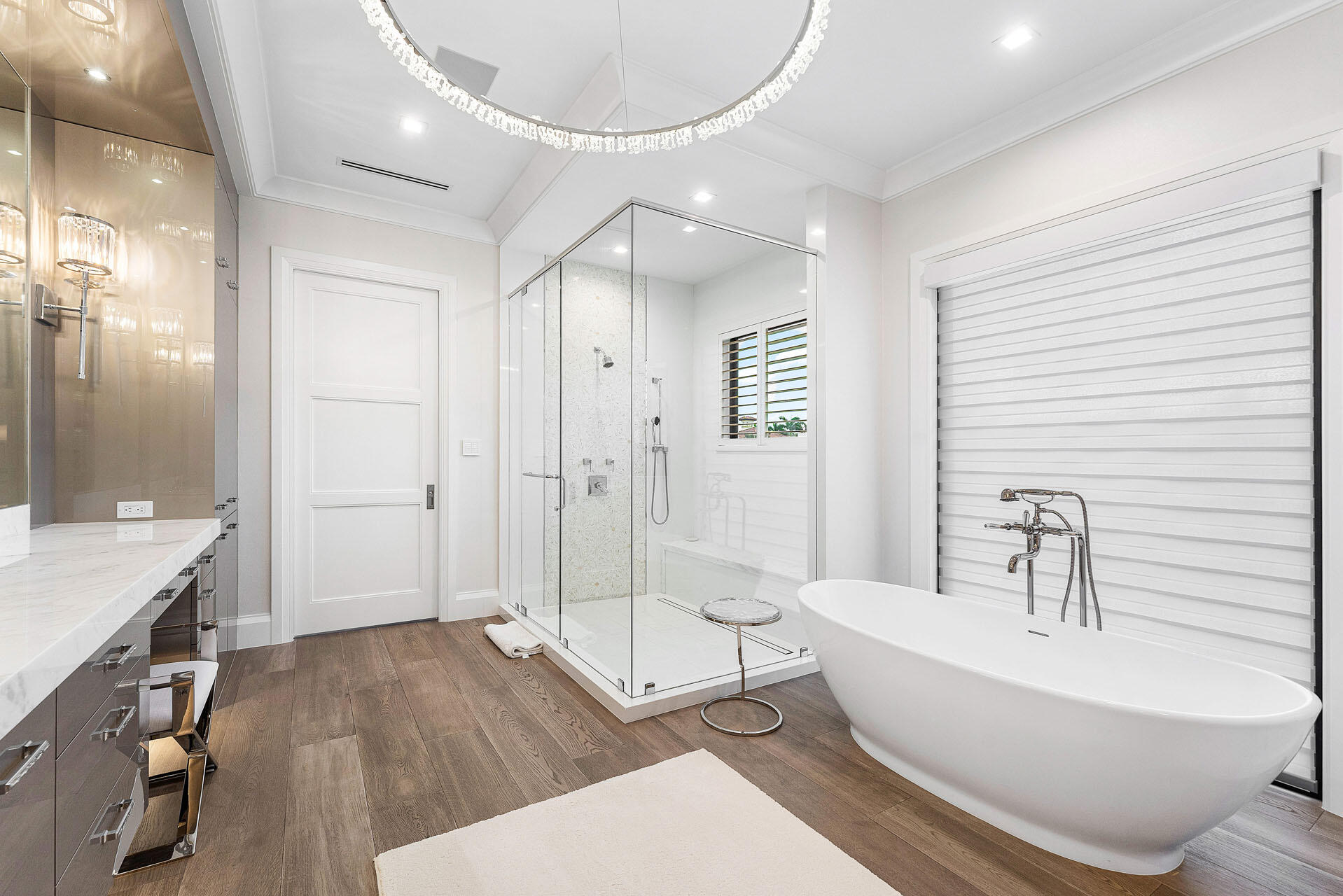 ROYAL PALM YACHT & COUNTRY CLUB - Residential