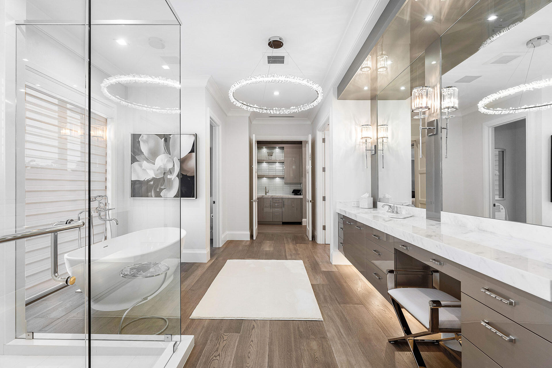 ROYAL PALM YACHT & COUNTRY CLUB - Residential