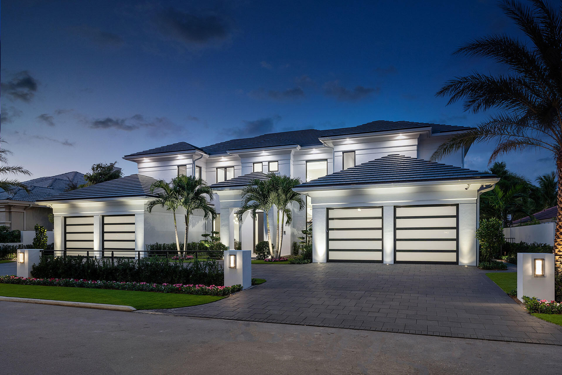ROYAL PALM YACHT & COUNTRY CLUB - Residential