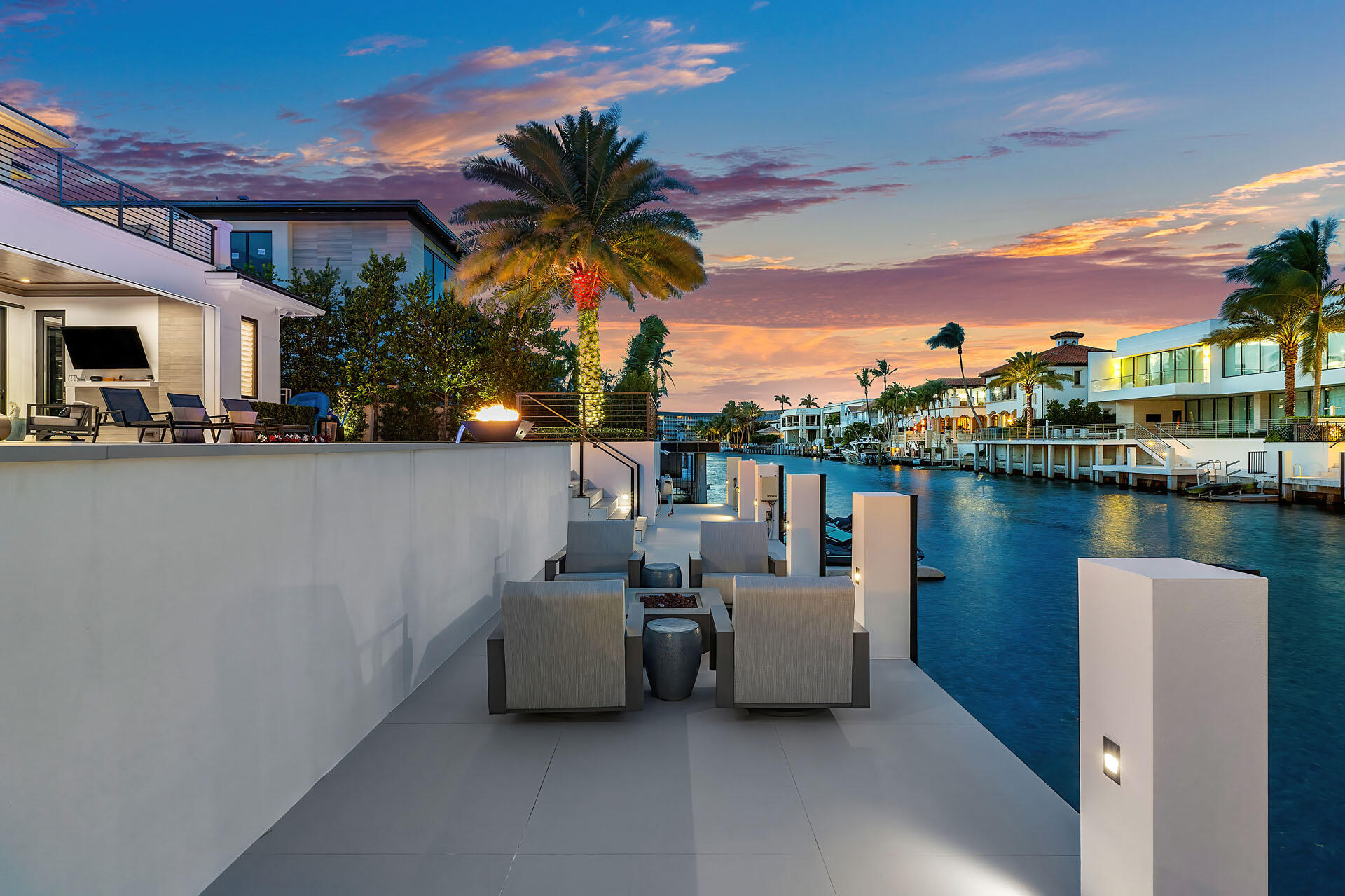 ROYAL PALM YACHT & COUNTRY CLUB - Residential