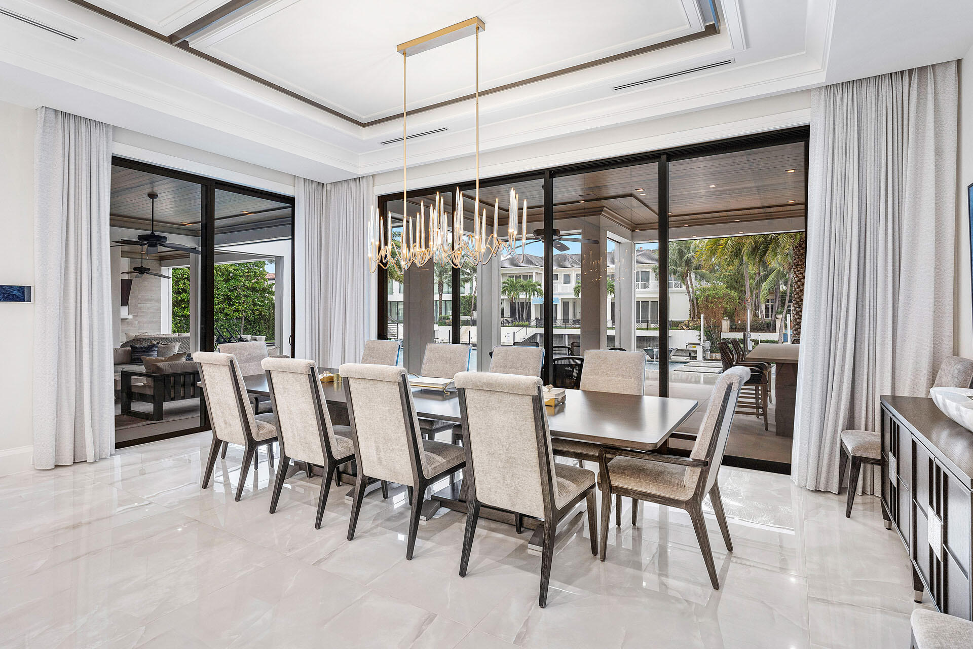 ROYAL PALM YACHT & COUNTRY CLUB - Residential