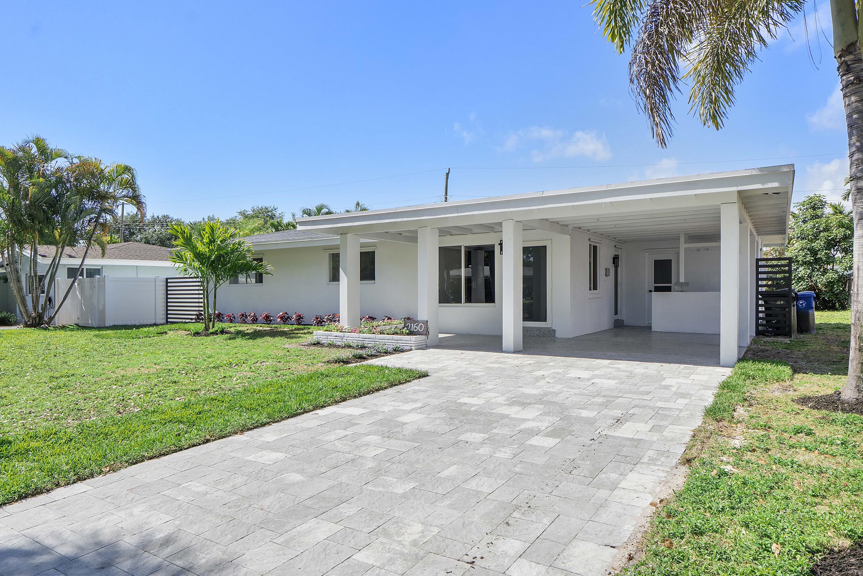 MARY KNOLL - Residential Lease
