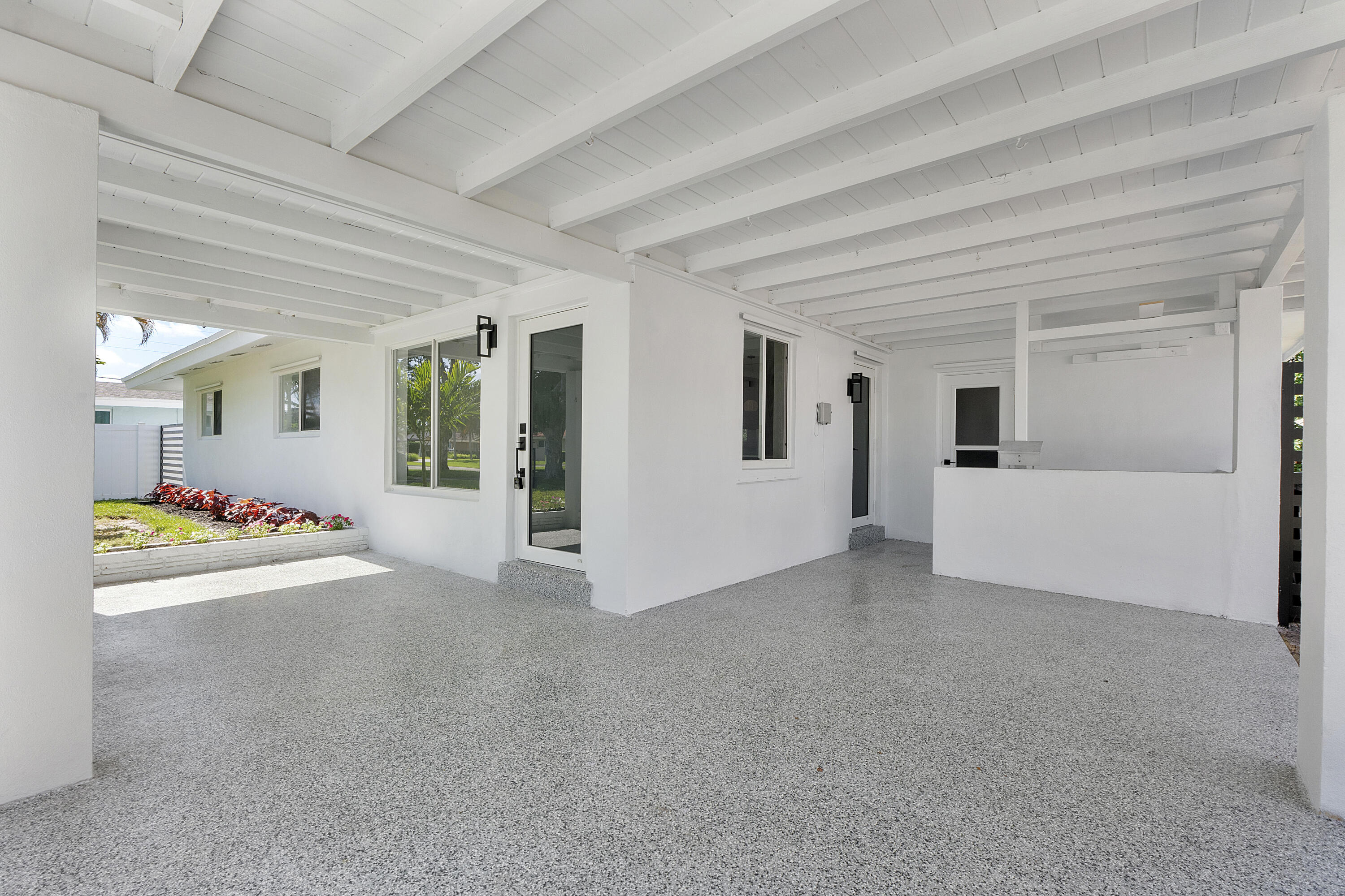 MARY KNOLL - Residential Lease