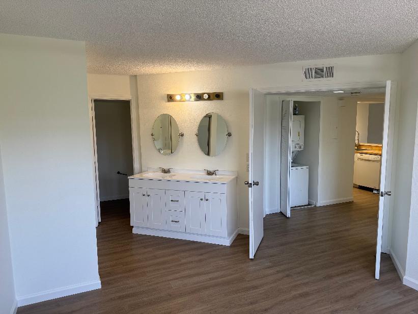 MIDPORT PLACE II, A CONDOMINIUM - Residential Lease