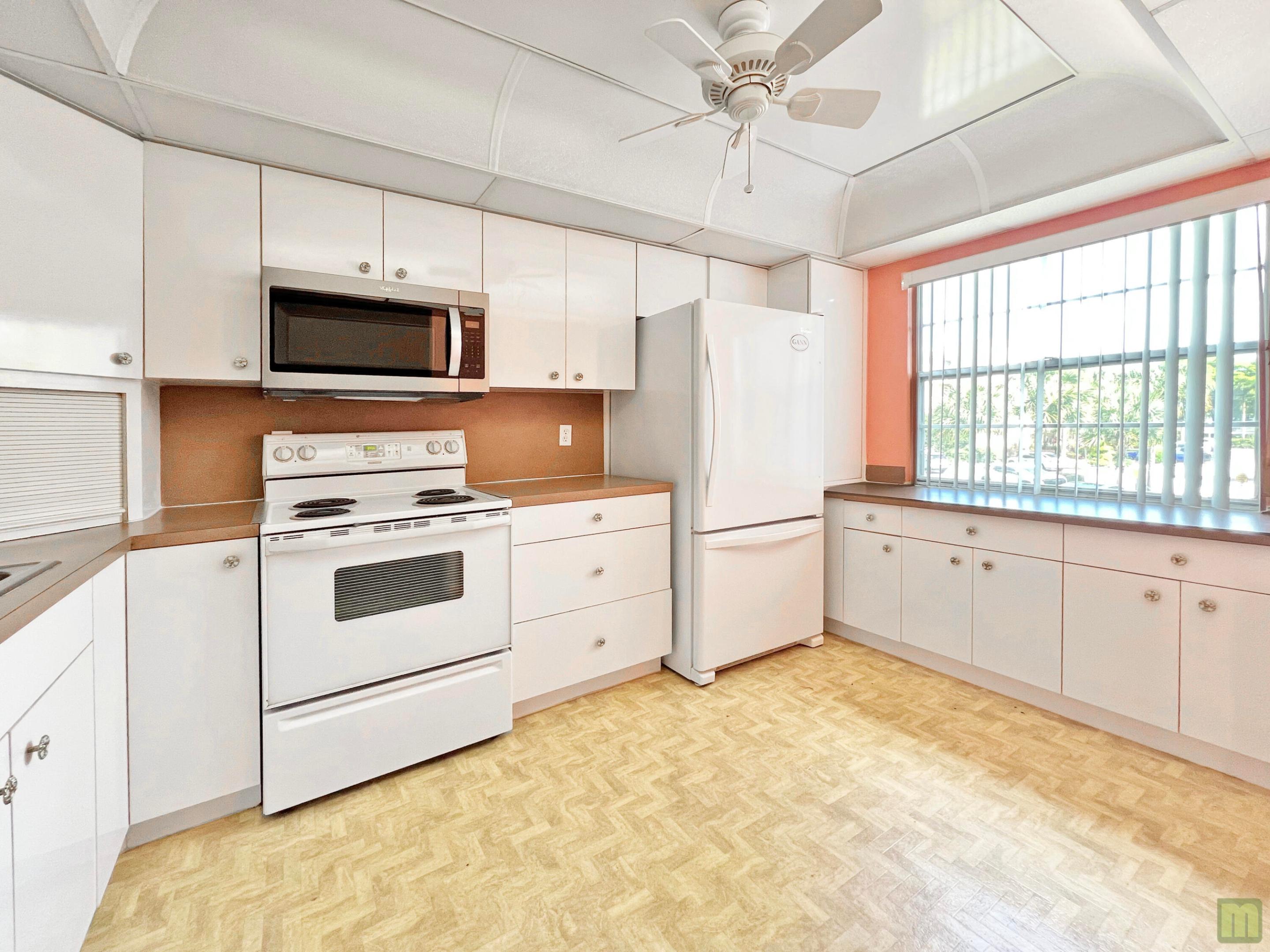 BERMUDA VILLAGE A CONDO - Residential