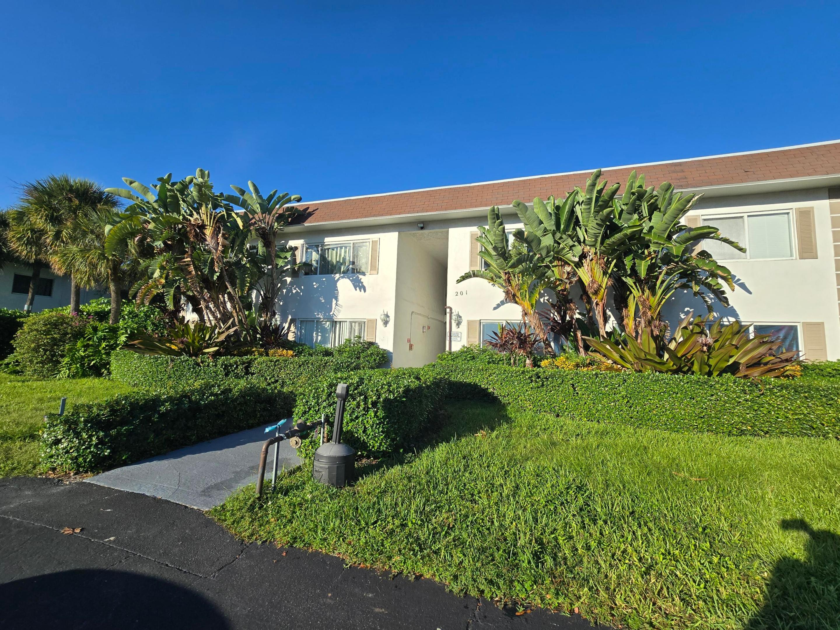 PARK PLACE AT POMPANO CONDO - Residential