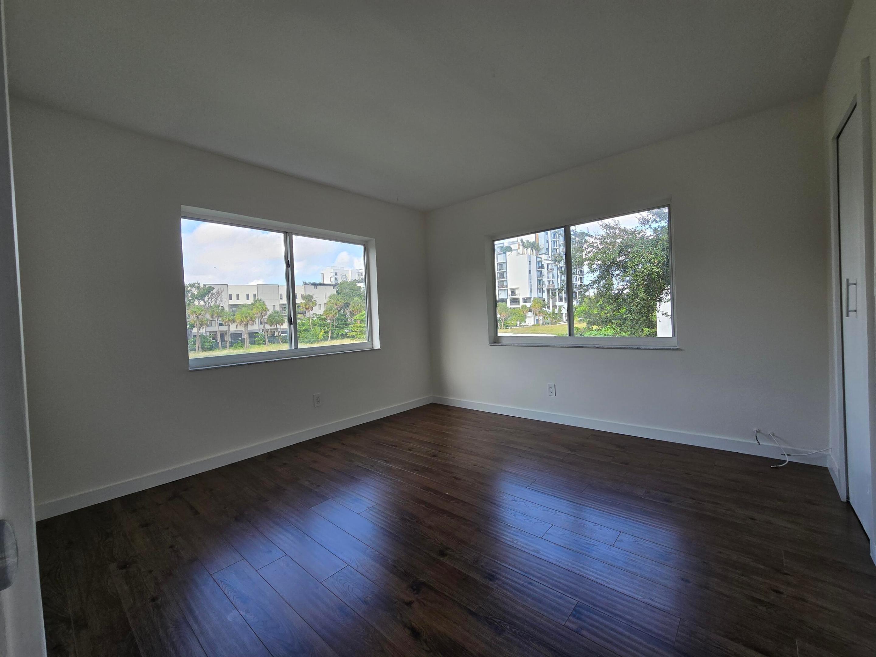PARK PLACE AT POMPANO CONDO - Residential
