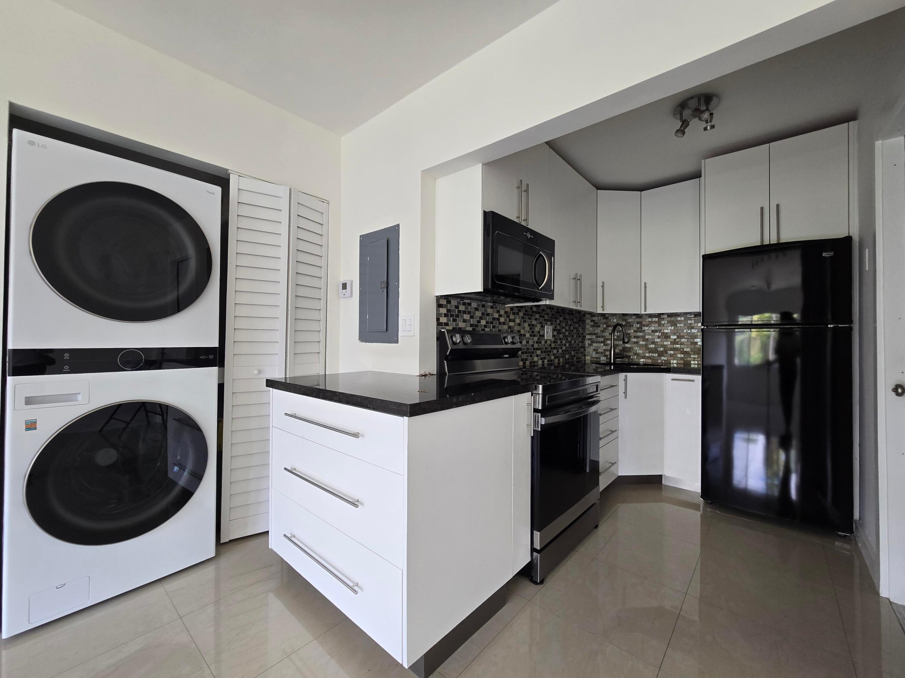 PARK PLACE AT POMPANO CONDO - Residential