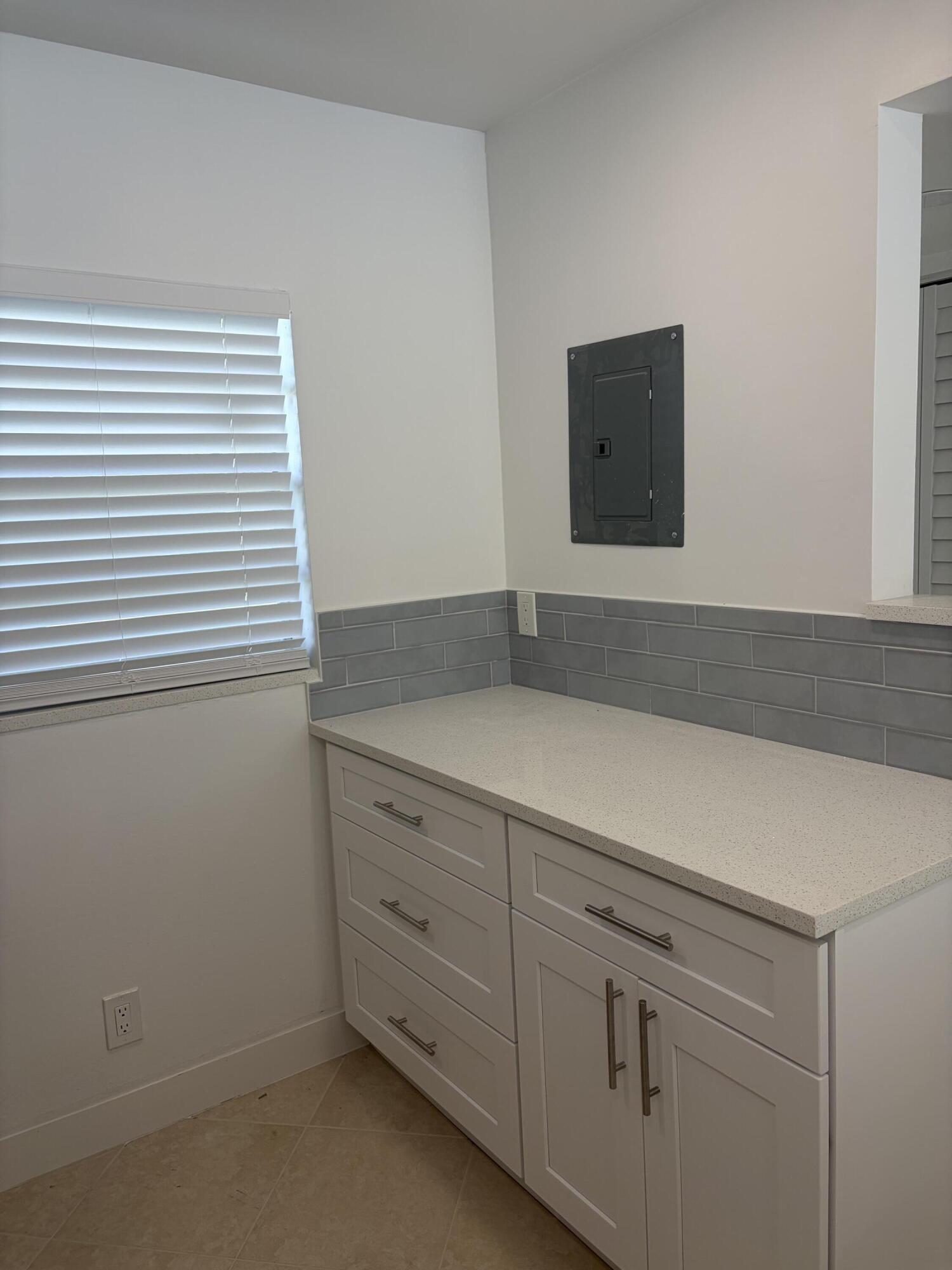 LAGO DEL REY CONDO - Residential