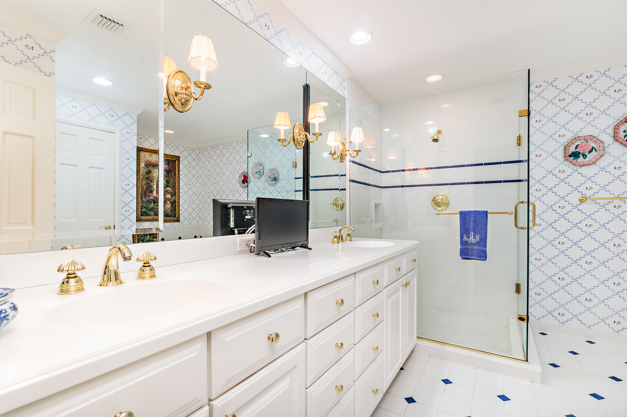 AUSTRALIAN OF PALM BEACH CONDO - Residential