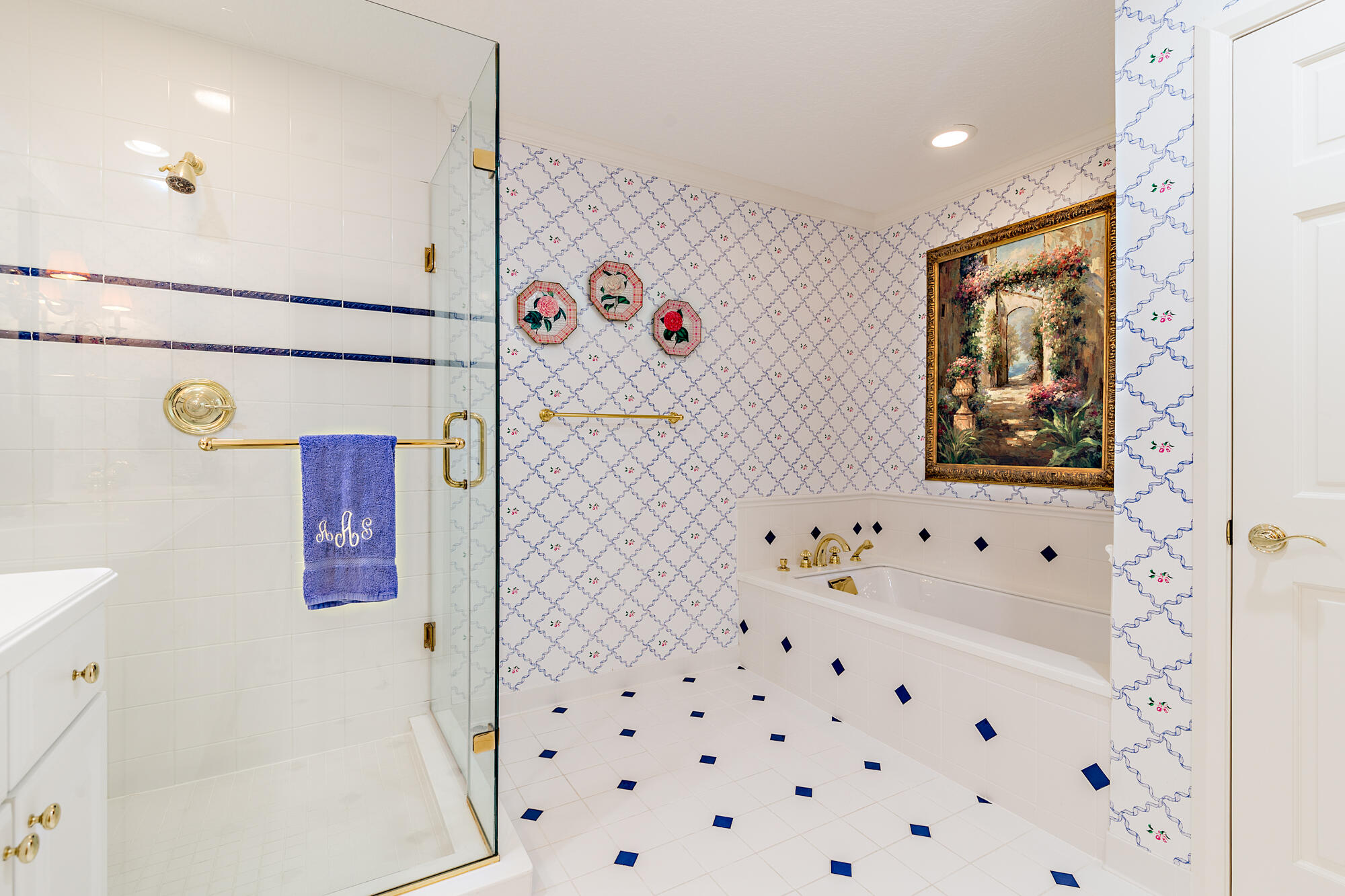 AUSTRALIAN OF PALM BEACH CONDO - Residential
