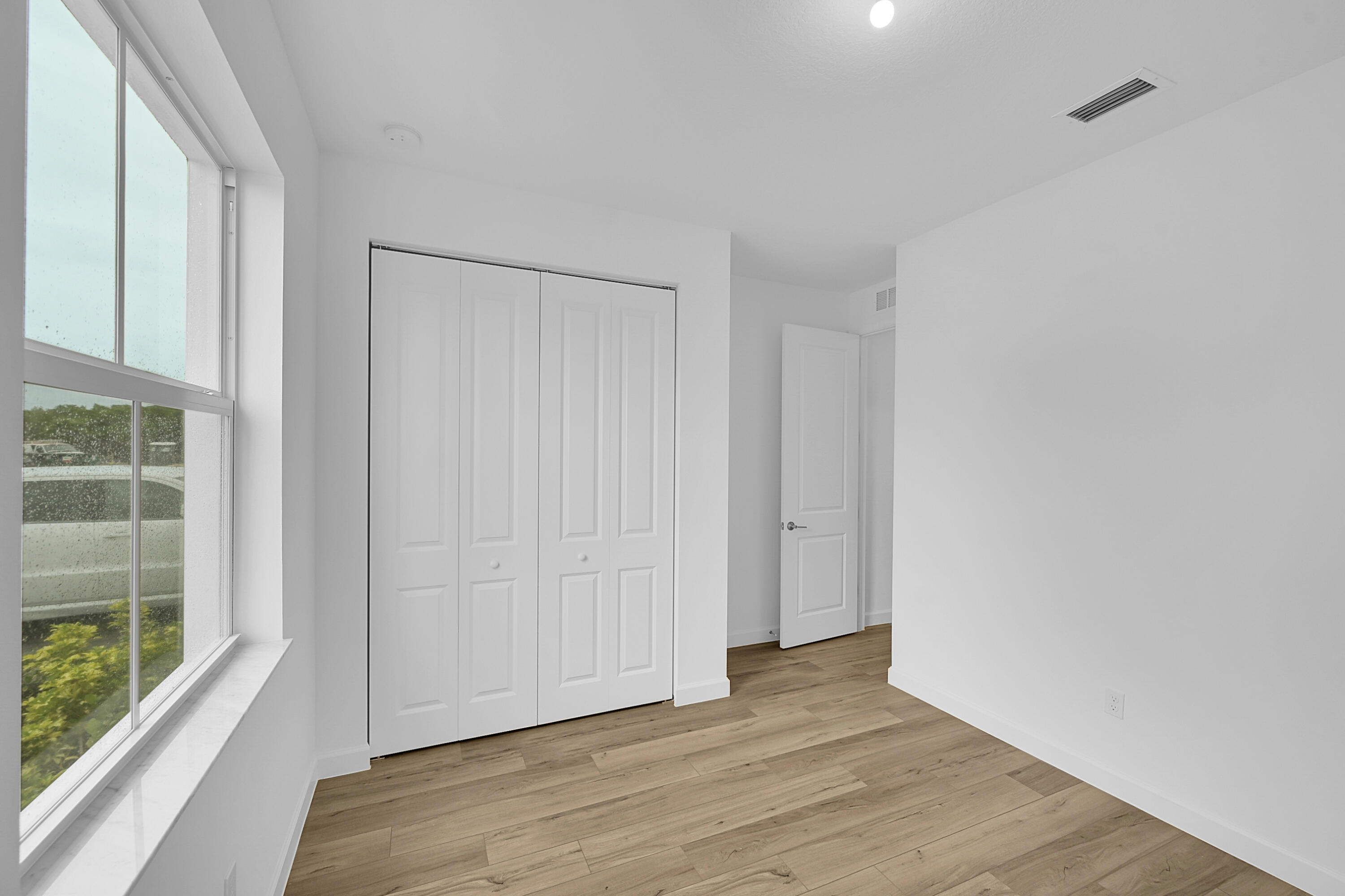 SEAGROVE / METES AND BOUNDS - Residential Lease