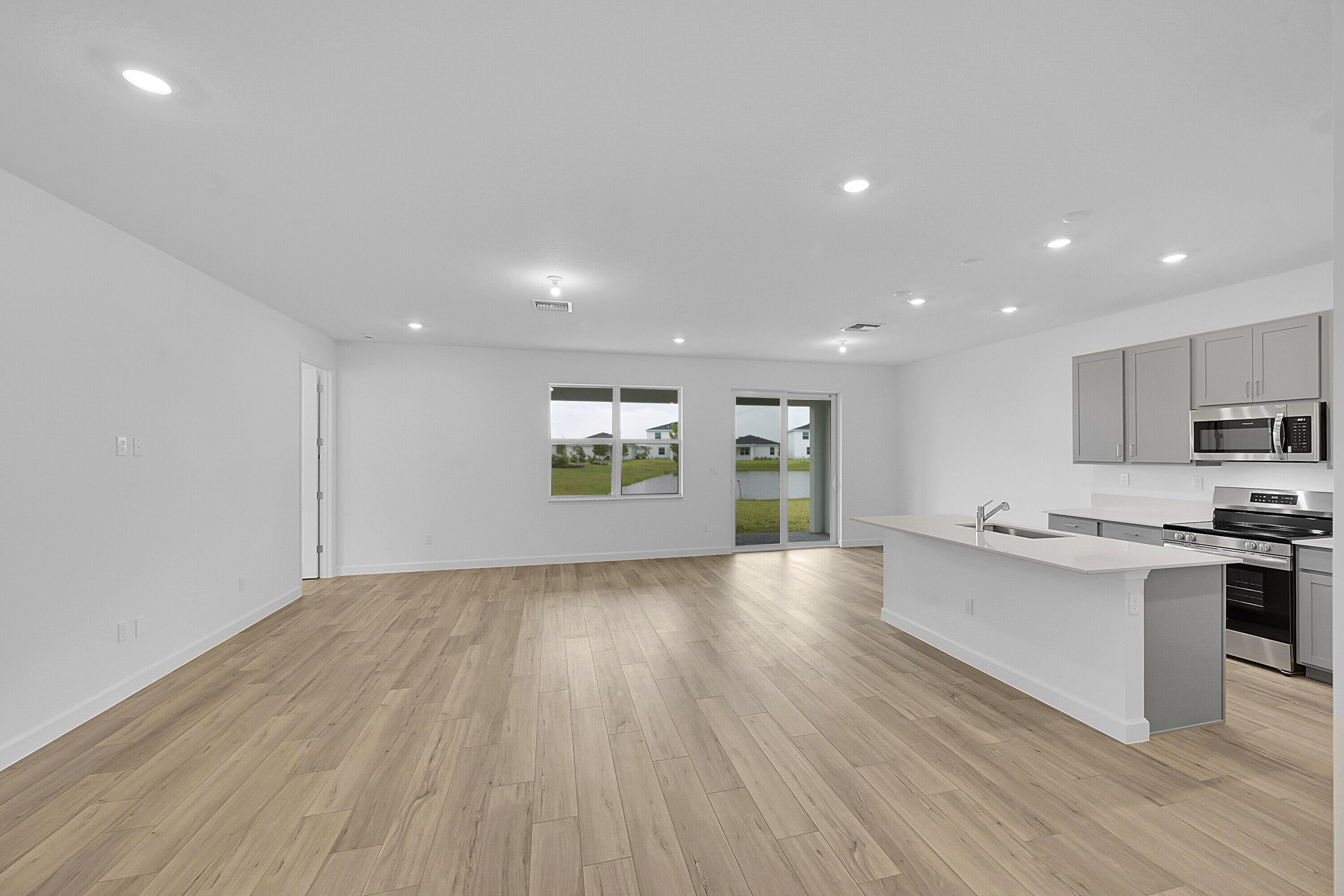 SEAGROVE / METES AND BOUNDS - Residential Lease