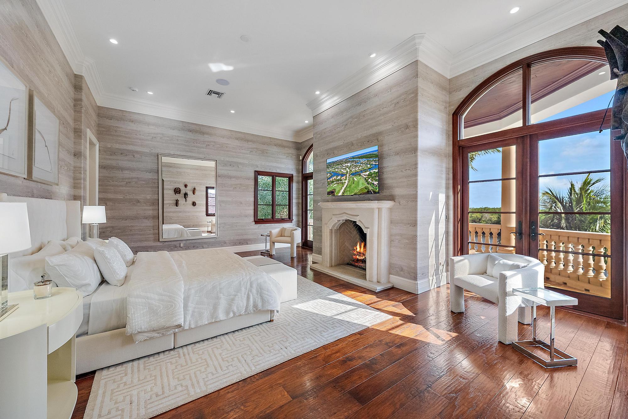 JUPITER RIVER ESTATES - Residential
