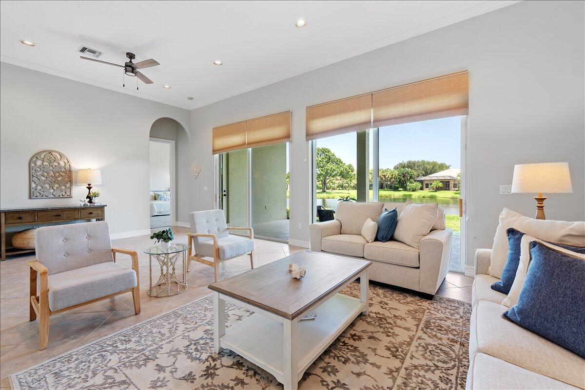 RIVERWIND PHASE ONE SUB - Residential