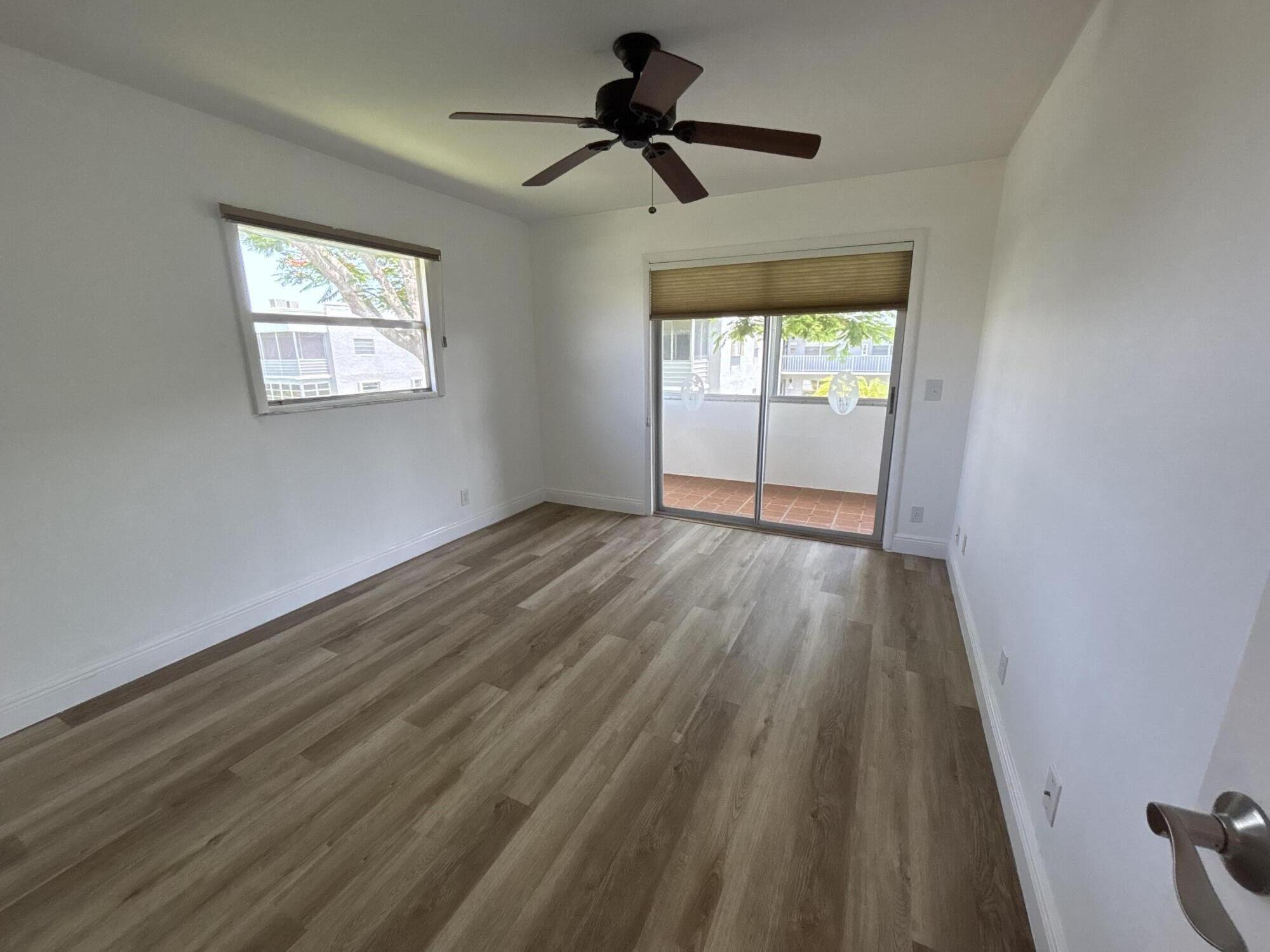 Kings Point Flanders - Residential