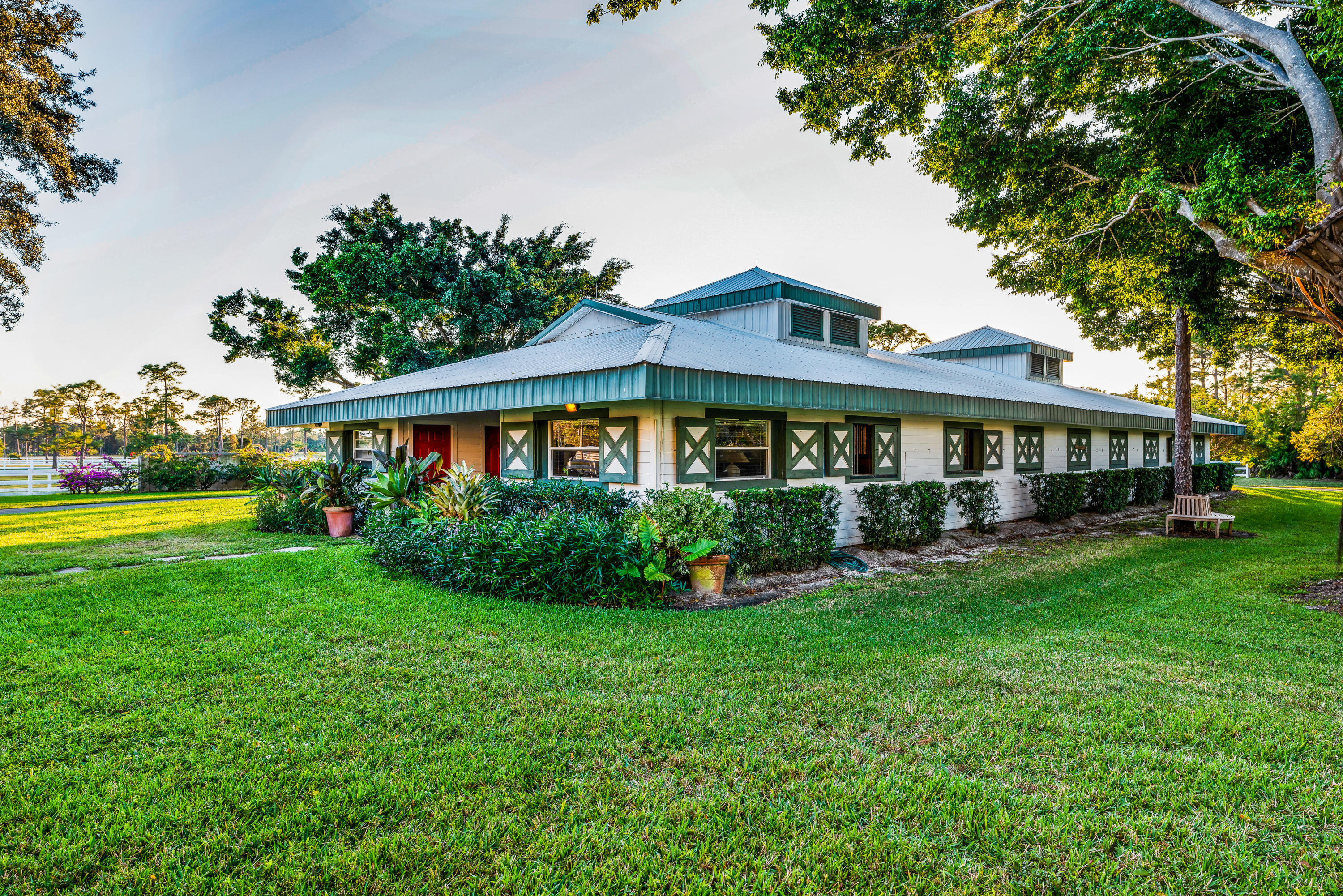RANCH COLONY - Residential