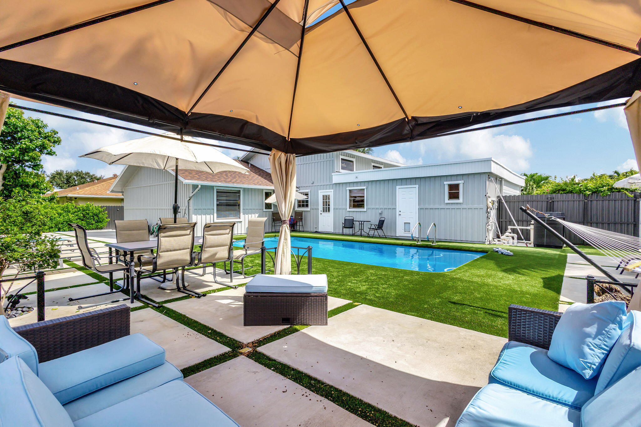 LANAIR PARK - Residential Lease