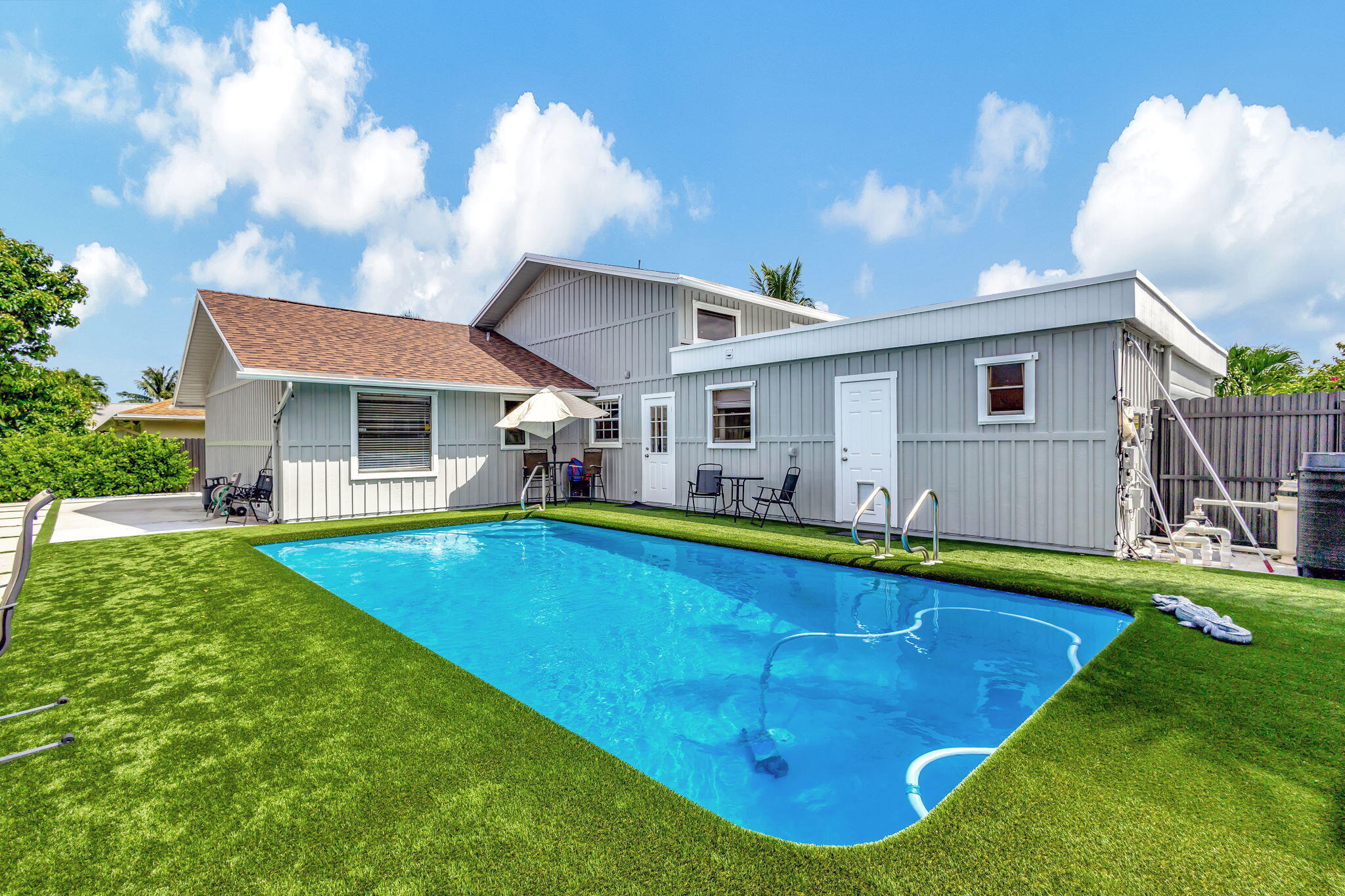 LANAIR PARK - Residential Lease