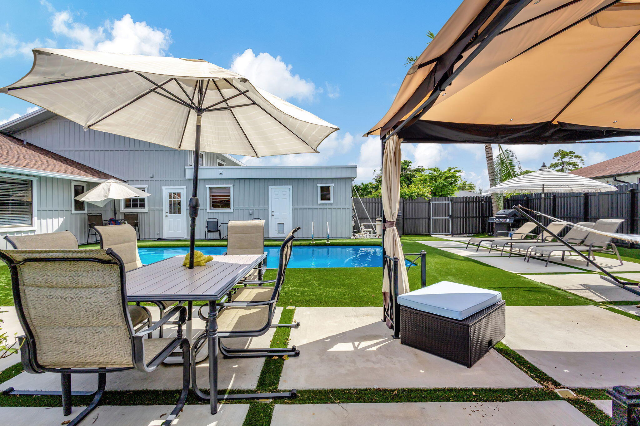 LANAIR PARK - Residential Lease