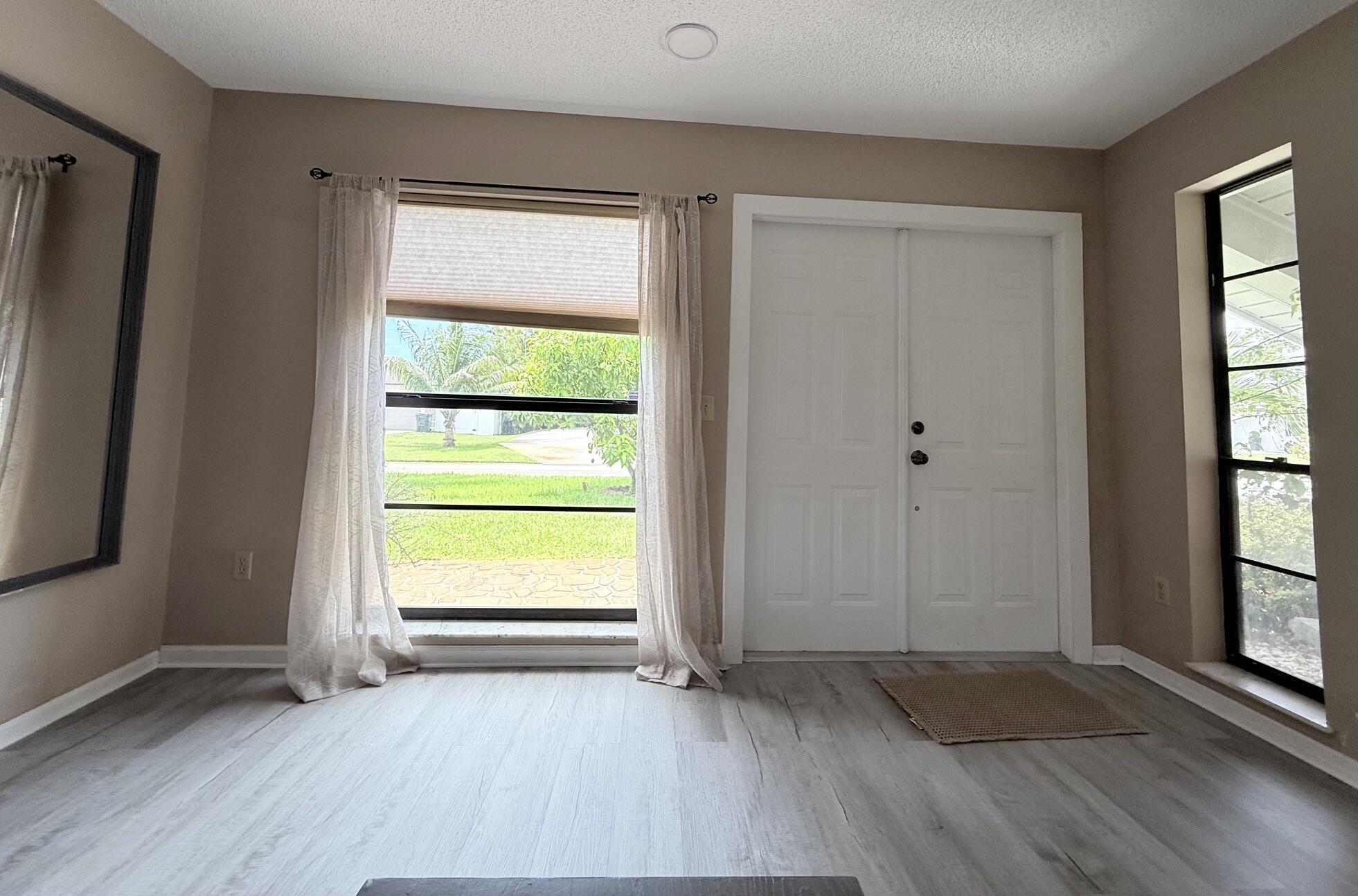 LANAIR PARK - Residential Lease