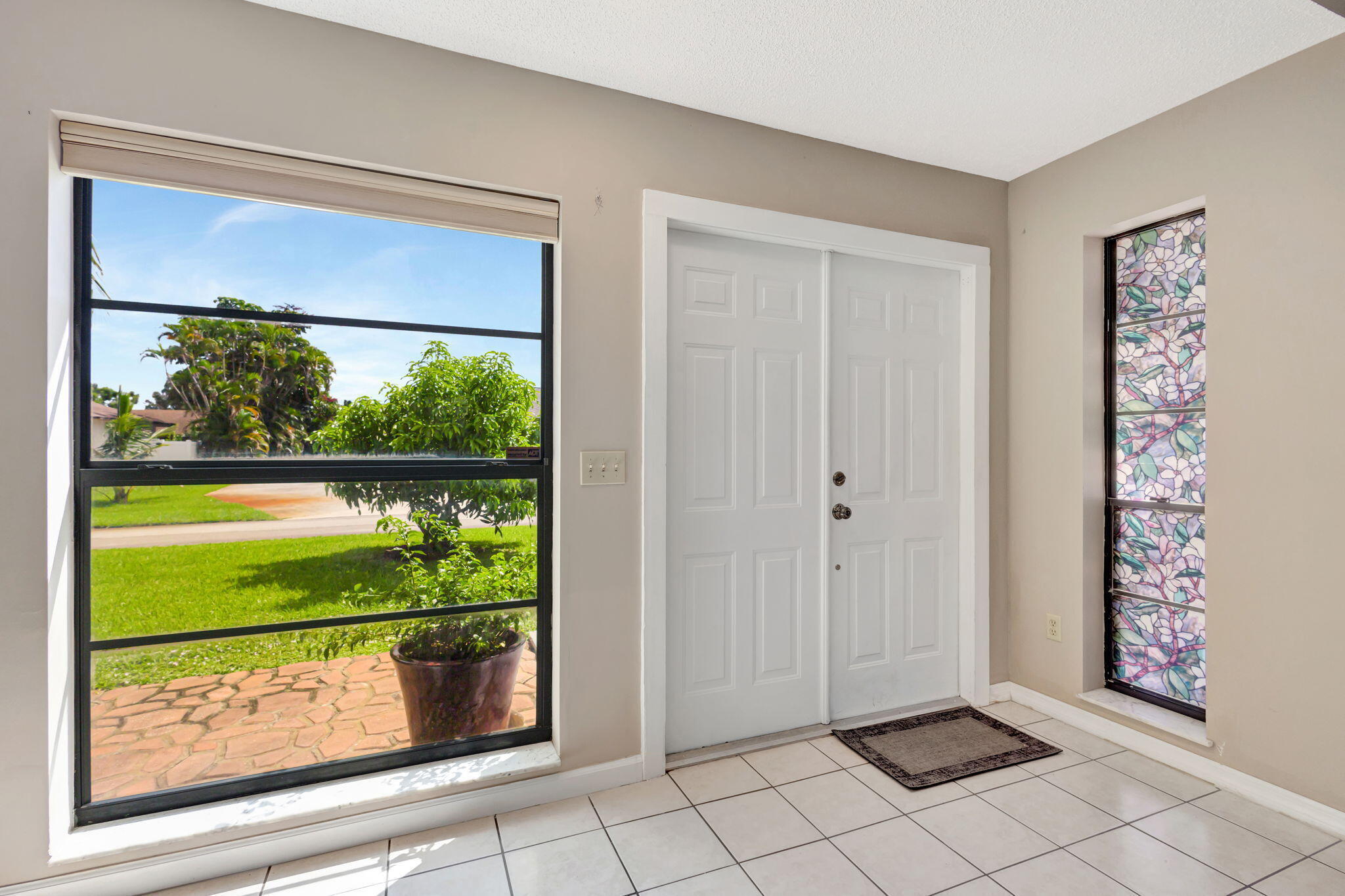 LANAIR PARK - Residential Lease