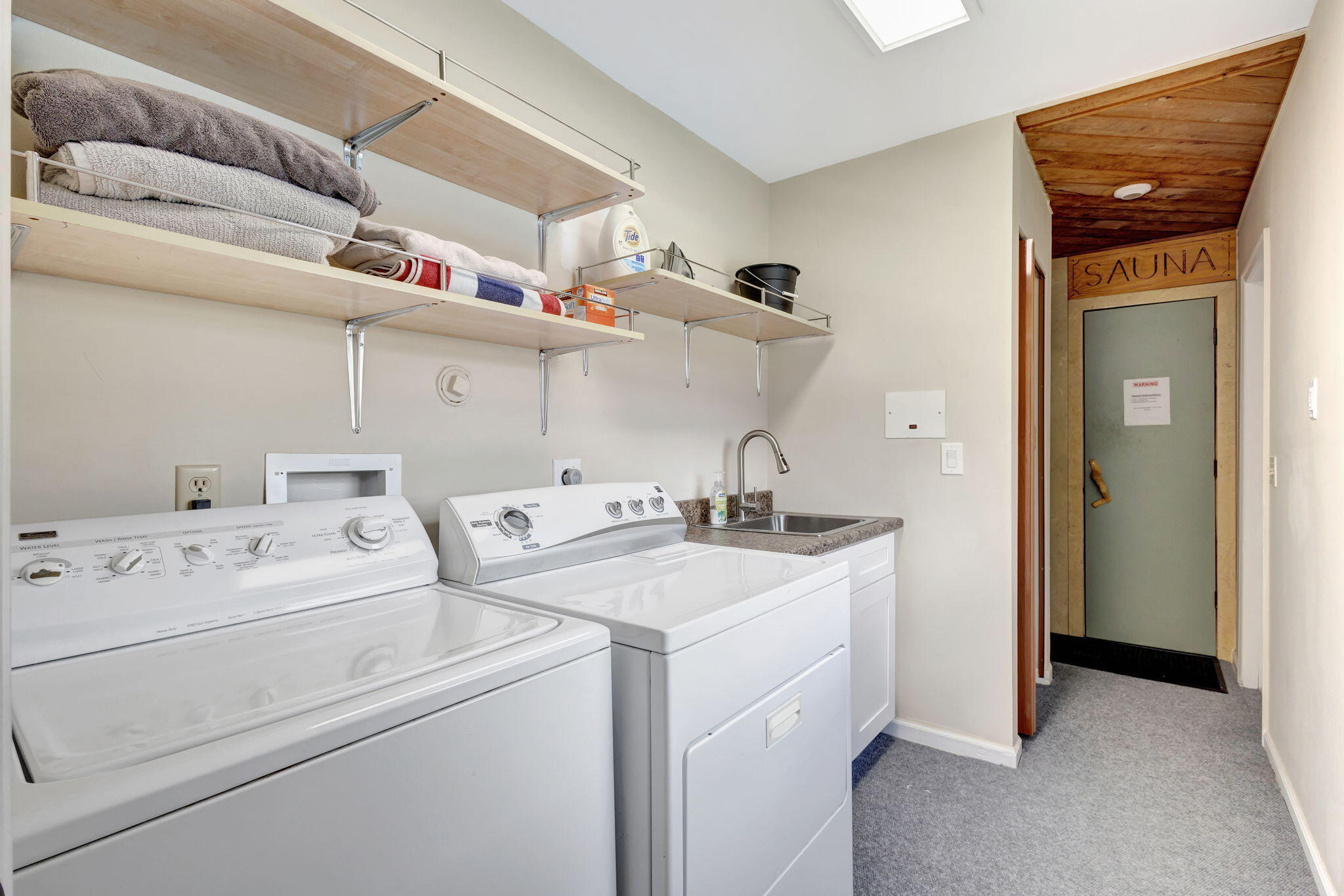 LANAIR PARK - Residential Lease