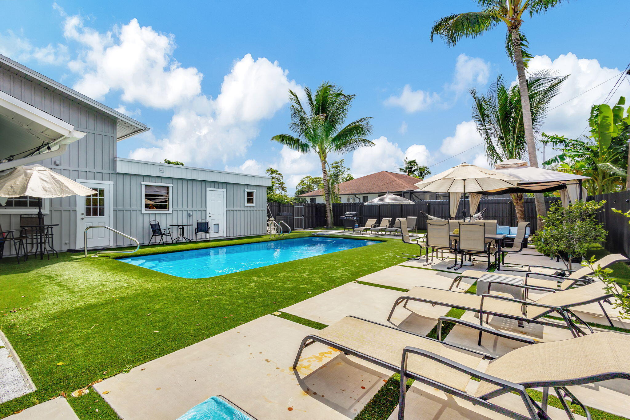 LANAIR PARK - Residential Lease
