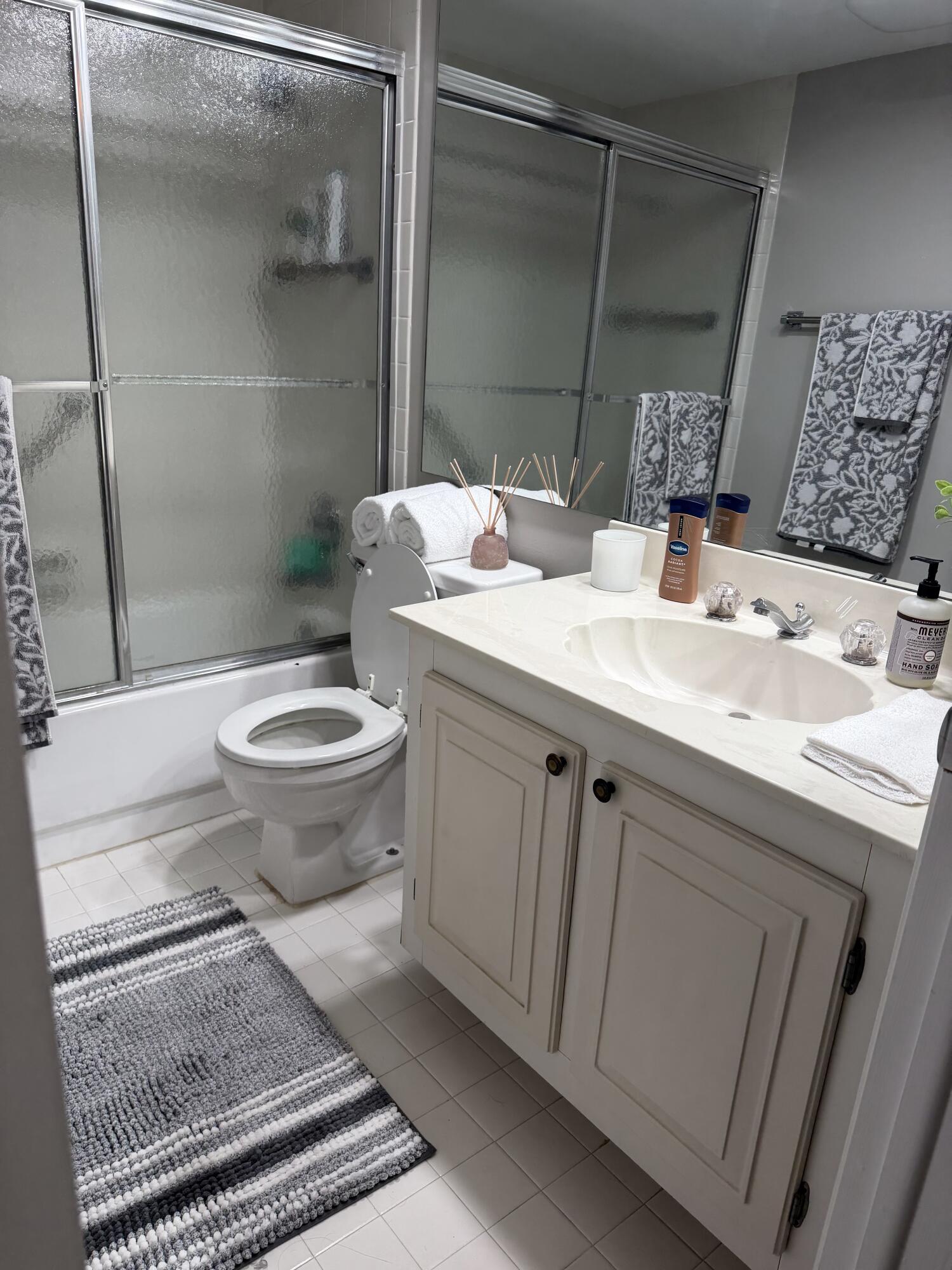 NASSAU VILLAGE WYNMOOR CONDO - Residential Lease