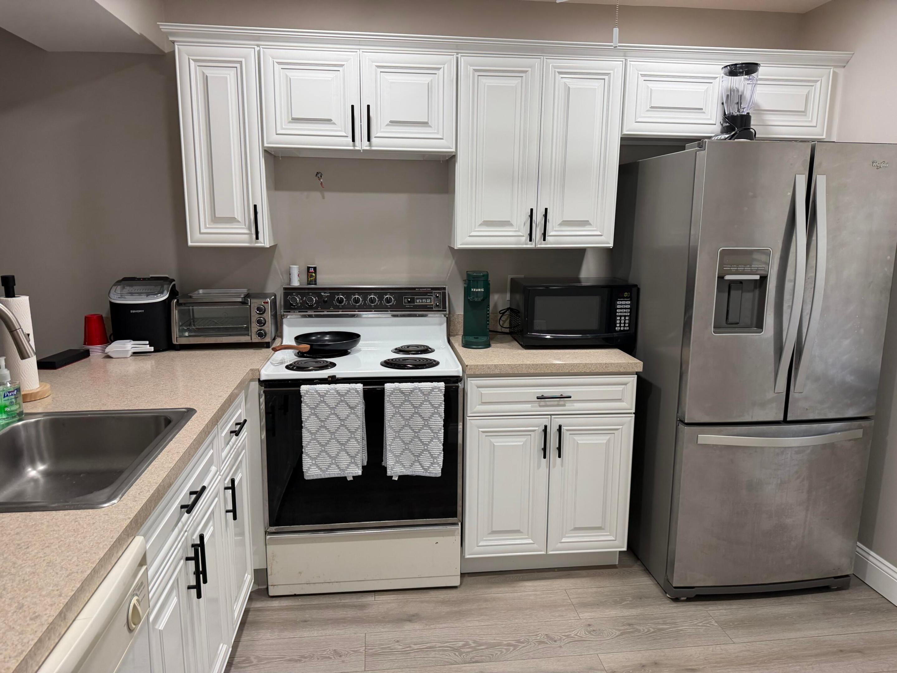 NASSAU VILLAGE WYNMOOR CONDO - Residential Lease