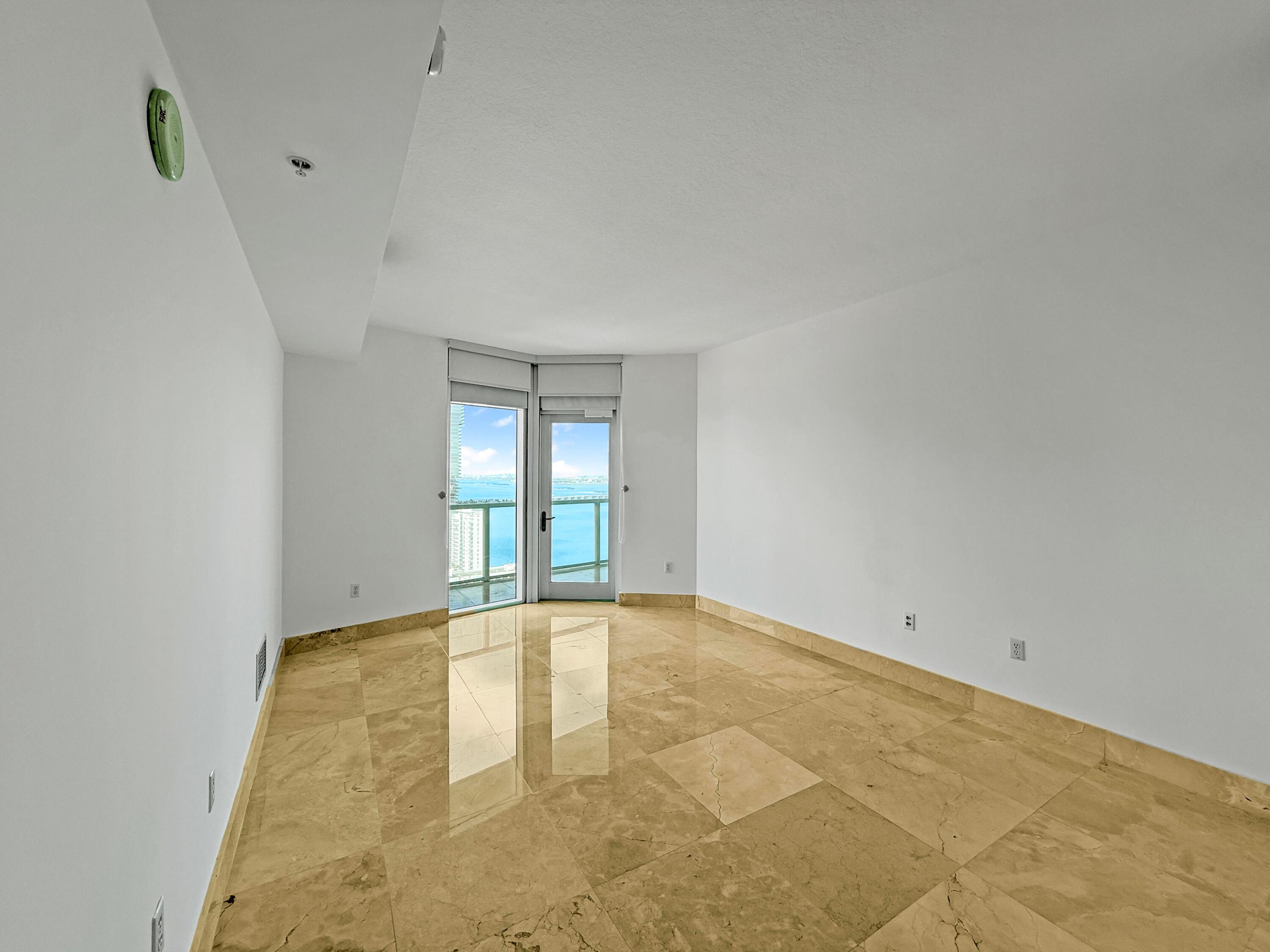QUANTUM ON THE BAY CONDO NO 1 - Residential Lease