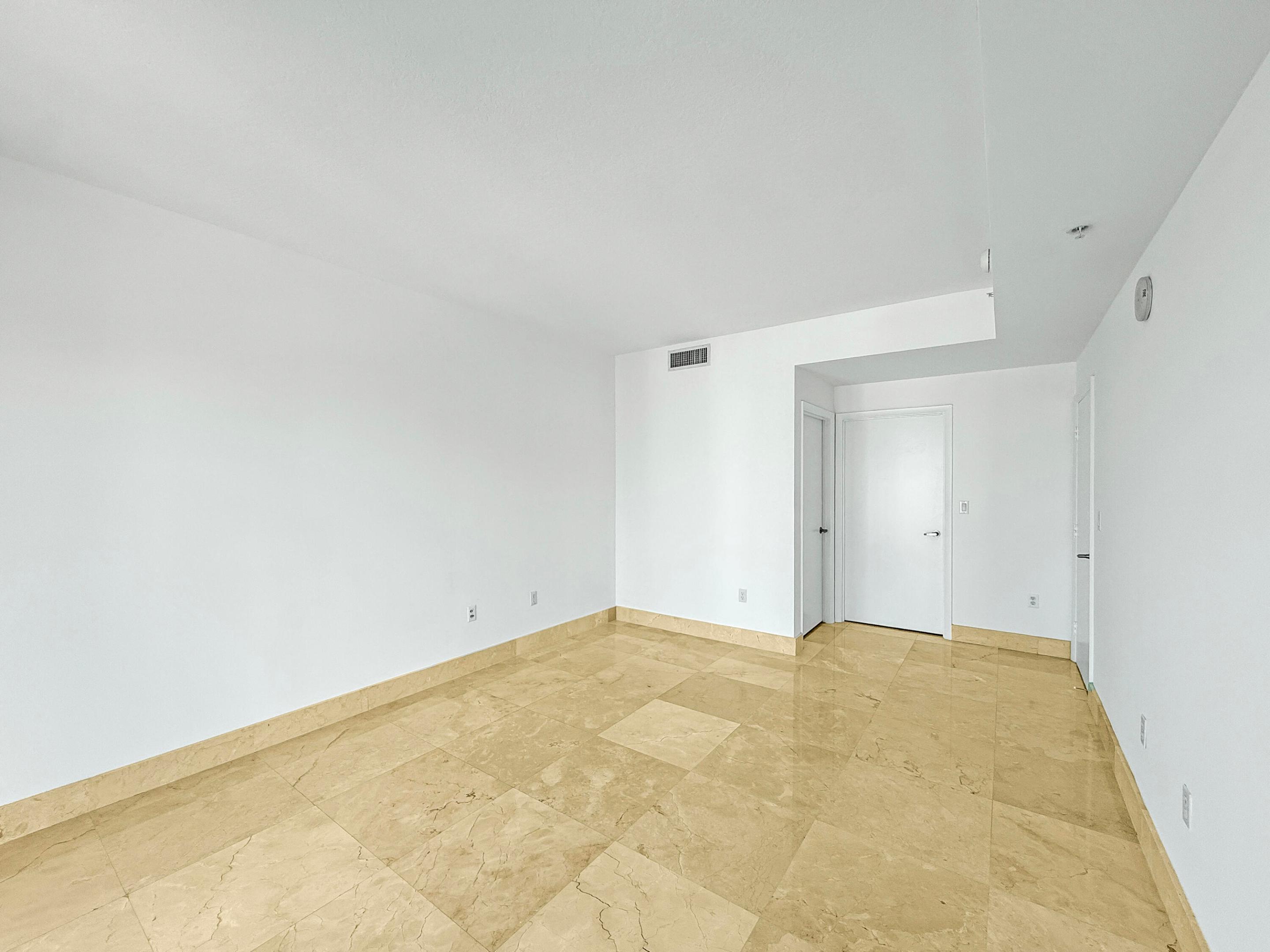 QUANTUM ON THE BAY CONDO NO 1 - Residential Lease