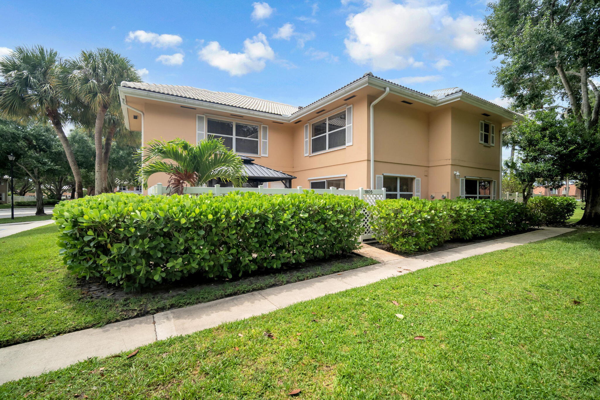 STAMFORD AT THE VILLAGES OF PALM BEACH L - Residential