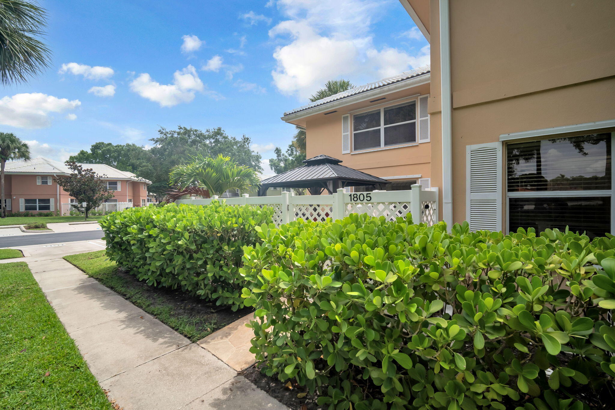 STAMFORD AT THE VILLAGES OF PALM BEACH L - Residential