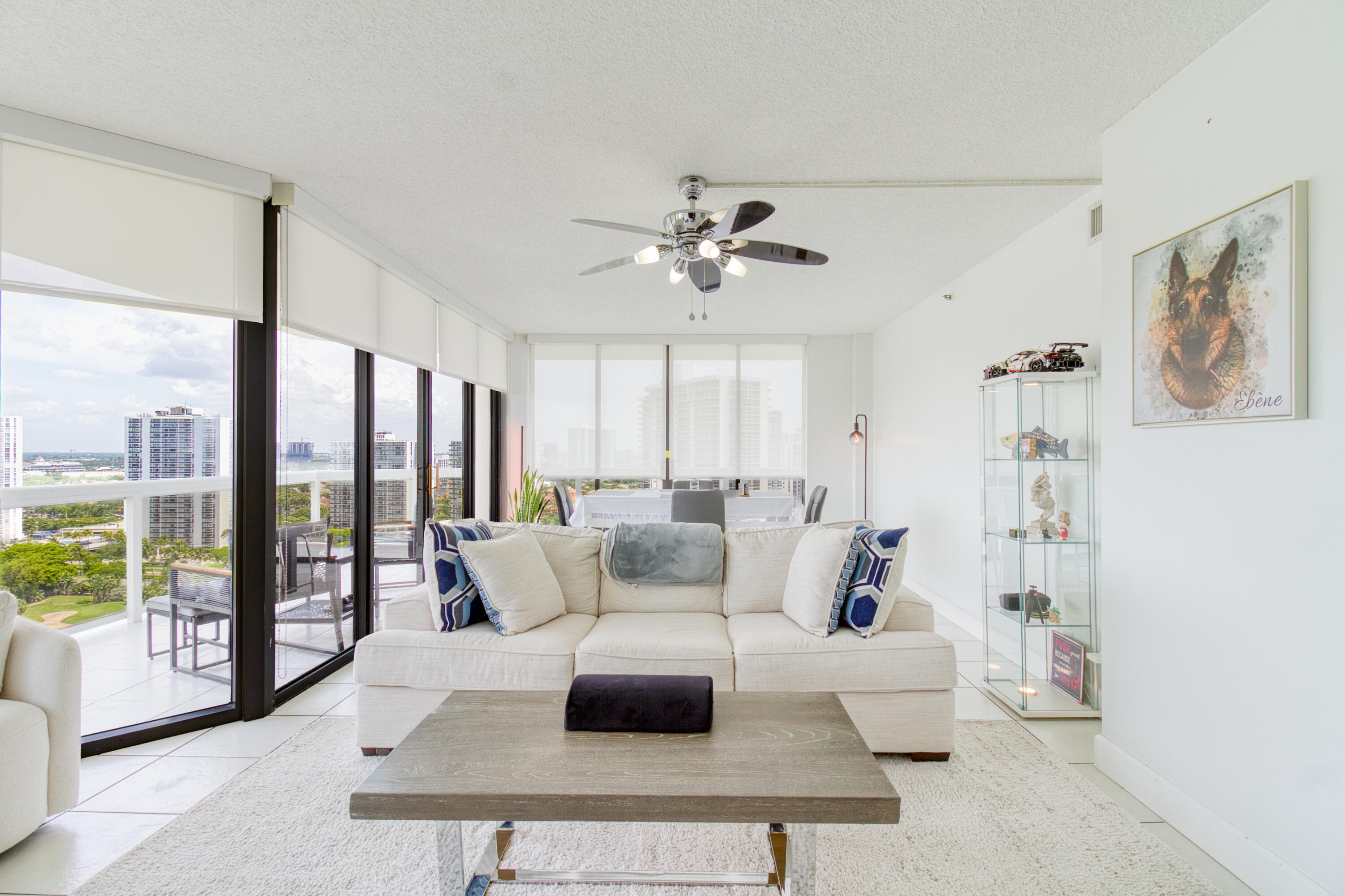 THE LANDMARK CONDO - Residential
