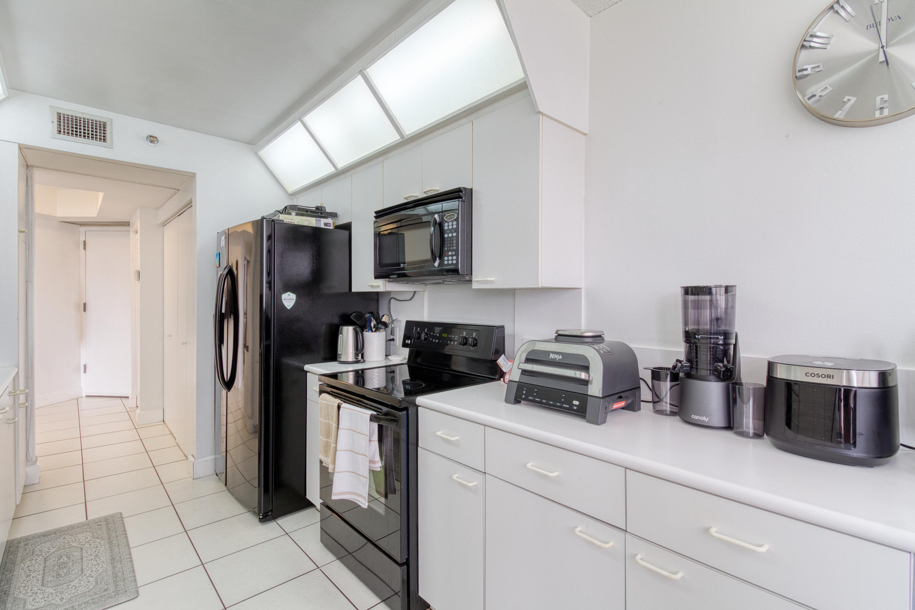 THE LANDMARK CONDO - Residential