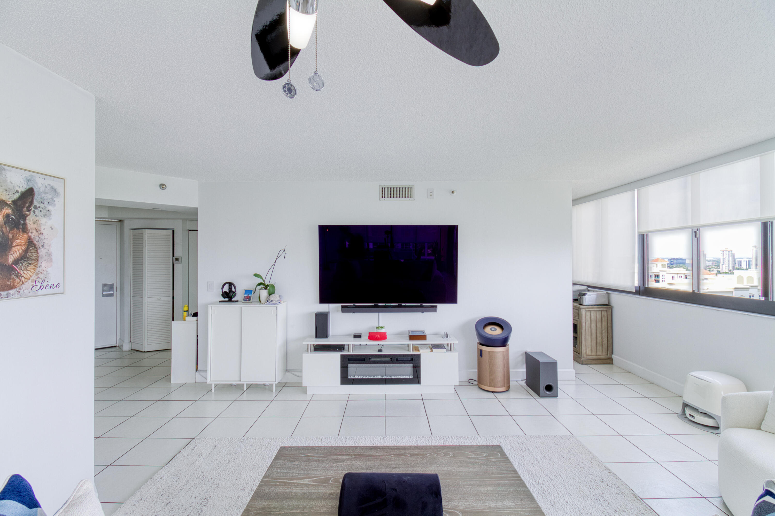 THE LANDMARK CONDO - Residential