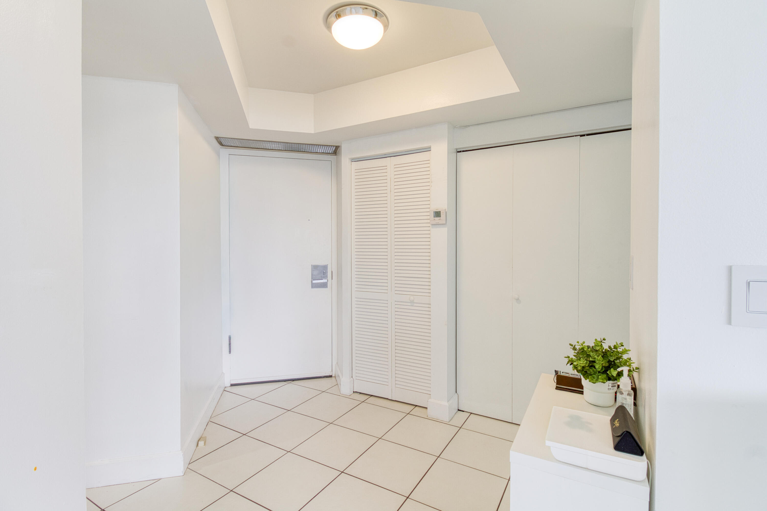 THE LANDMARK CONDO - Residential