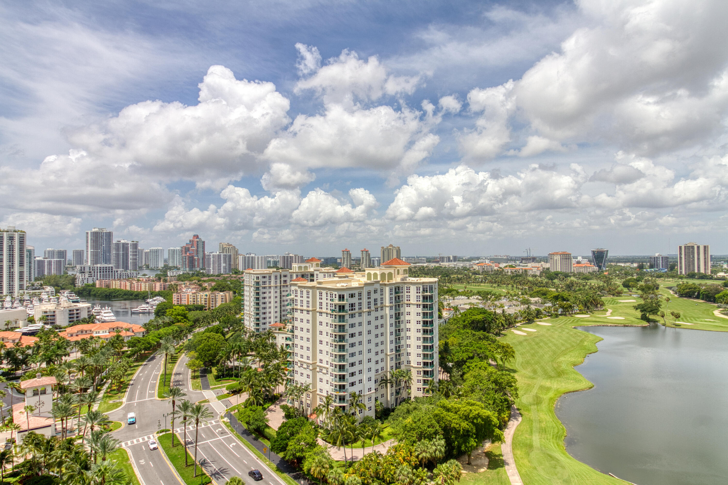 THE LANDMARK CONDO - Residential