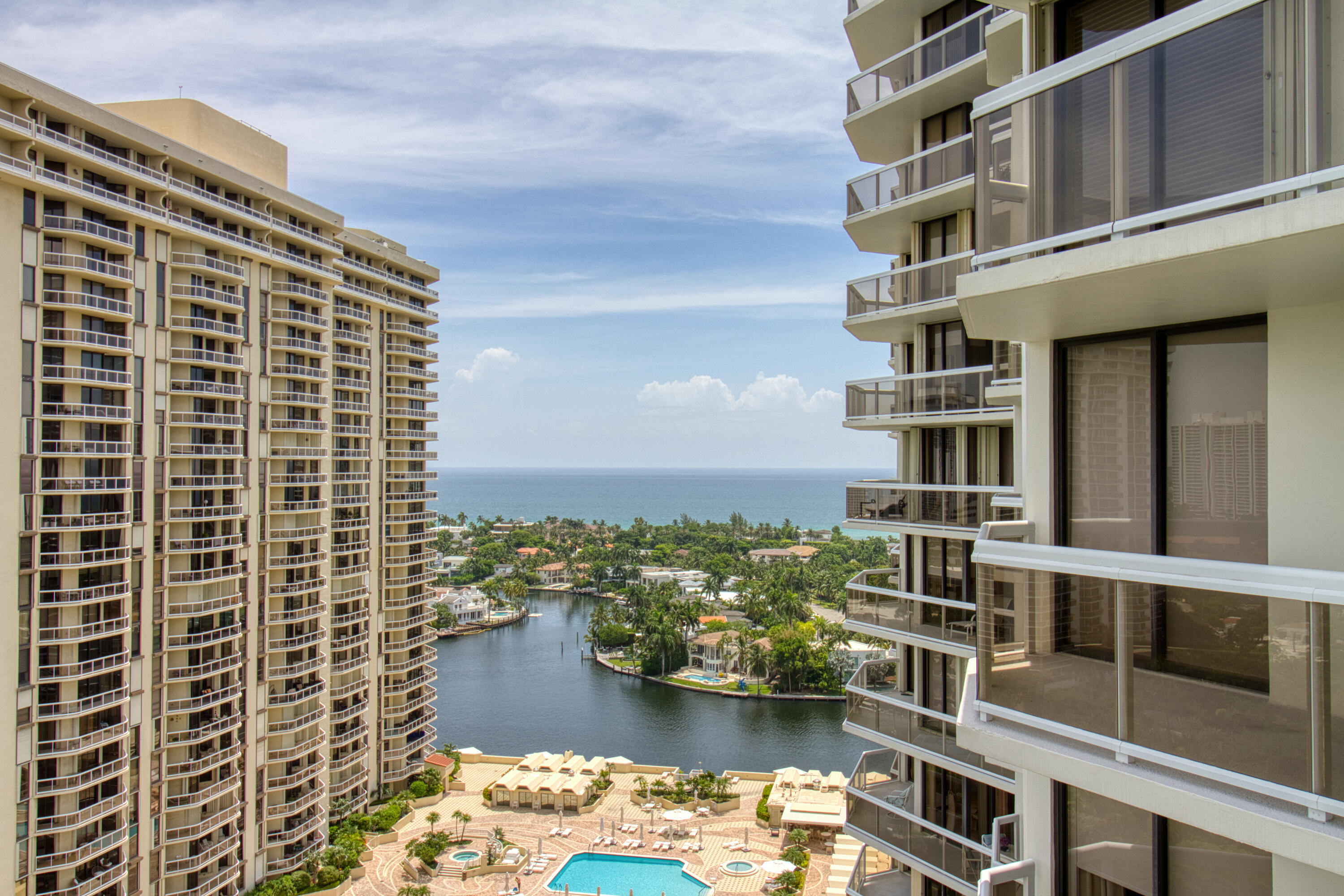 THE LANDMARK CONDO - Residential